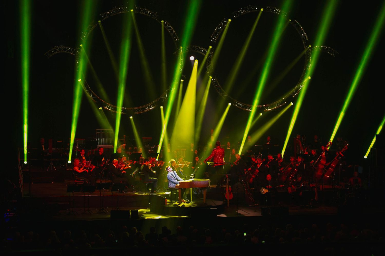 Celebrating the music of Elton John med Peter Johansson och Norrköping symfoniorkester. Fotograf Rebecca Nordin. Linköping. SAAB arena.