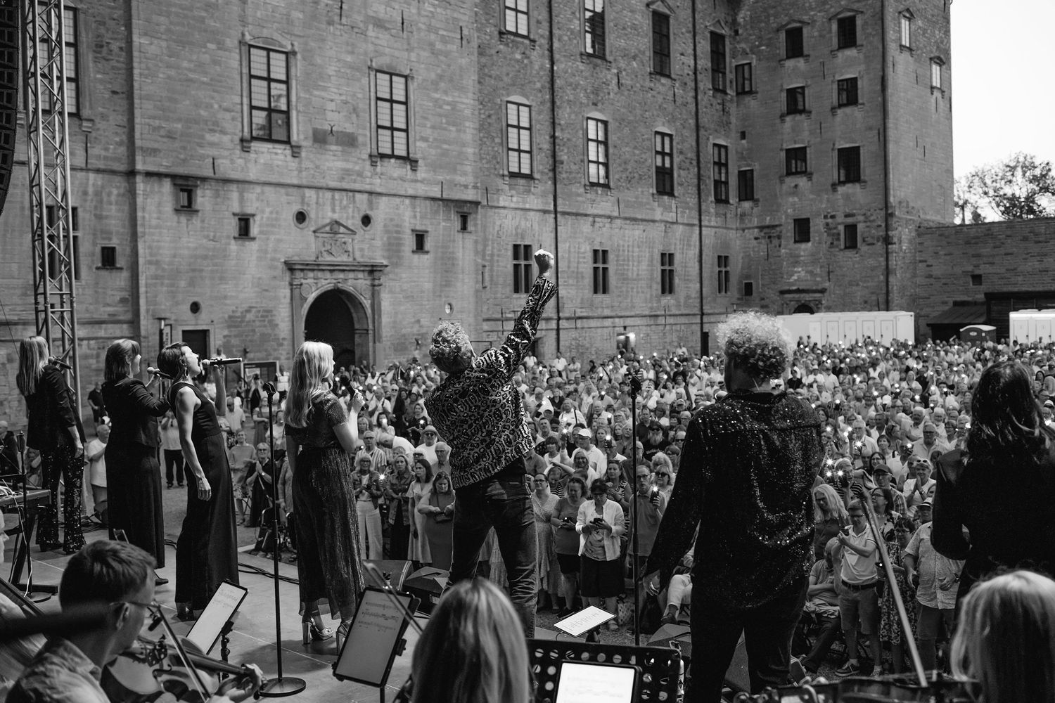 Musikalkväll med Peter Johansson och Emmi Christensson i Vadstena slott. sångkollektivet. Fotograf Rebecca Nordin.