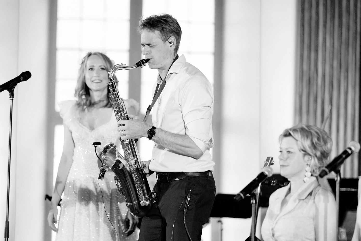 Sommarkonsert med Peter Johansson och Matilda Grün 2025. Kusiner och familj. Fotograf Rebecca Nordin.