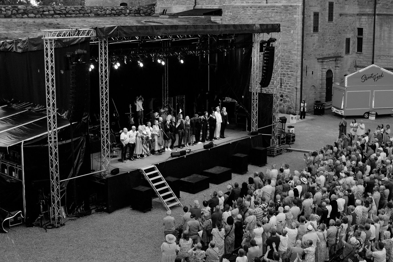 Musikalkväll med Peter Johansson och Emmi Christensson i Vadstena slott. sångkollektivet. Fotograf Rebecca Nordin.