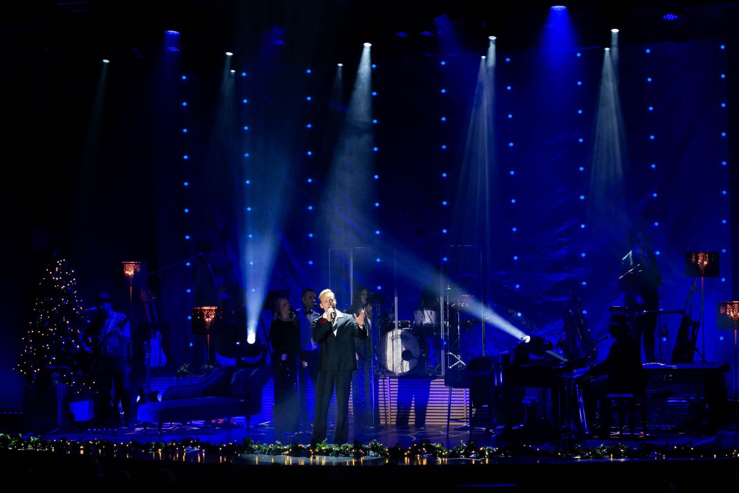 Christmas Night i Karlstad med Bruno Mitsogiannis, Wiktoria, Andreas Weise och Nike Sellmar. Fotograf Rebecca Nordin.