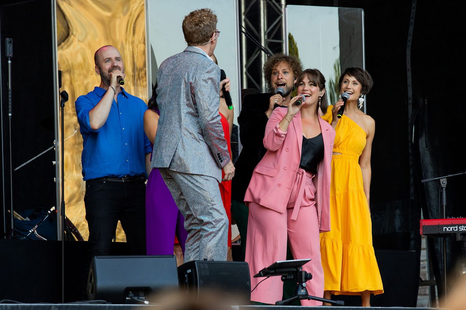 Musikalkväll med Peter Johansson och Emmi Christensson i Vadstena slott. sångkollektivet. Fotograf Rebecca Nordin.