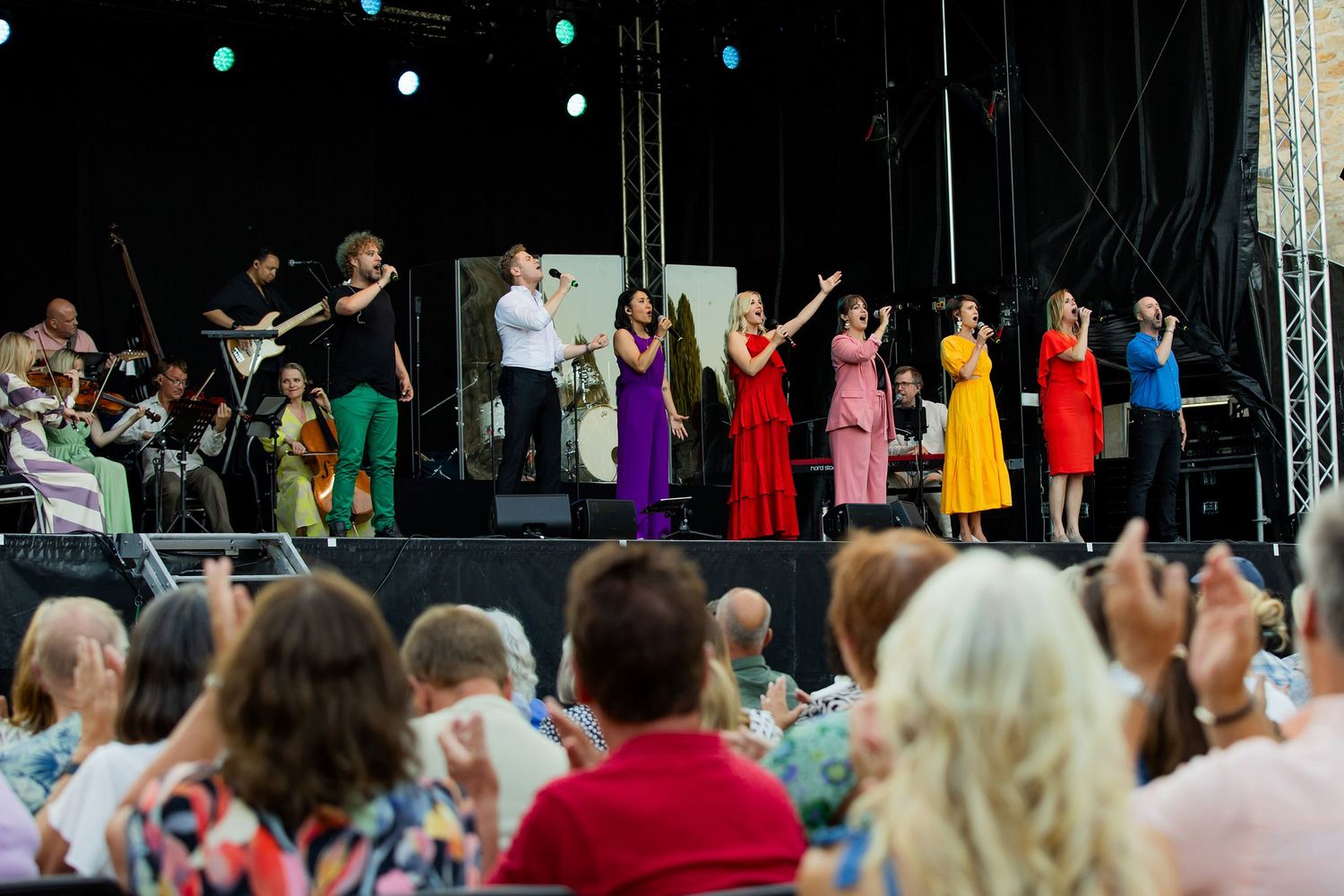 Musikalkväll med Peter Johansson och Emmi Christensson i Vadstena slott. sångkollektivet. Fotograf Rebecca Nordin.