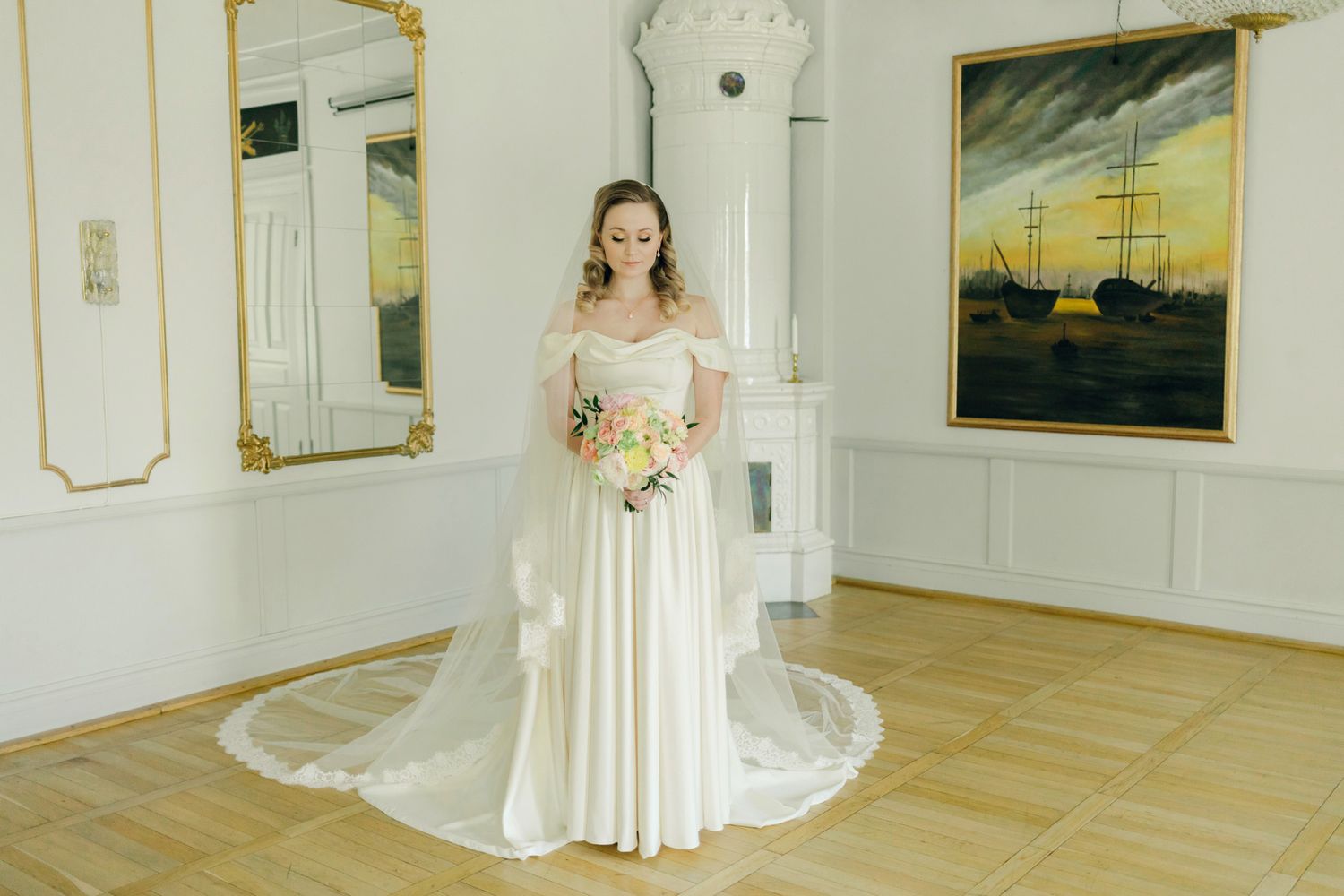Bröllop på Presteruds herrgård i Kristinehamn. Bröllopsfotograf Rebecca Nordin i Karlstad. Brudens porträtt.