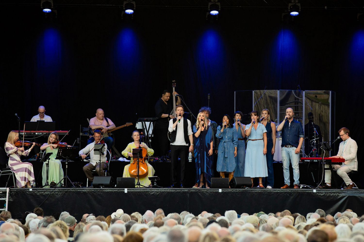 Musikalkväll med Peter Johansson och Emmi Christensson i Vadstena slott. sångkollektivet. Fotograf Rebecca Nordin.
