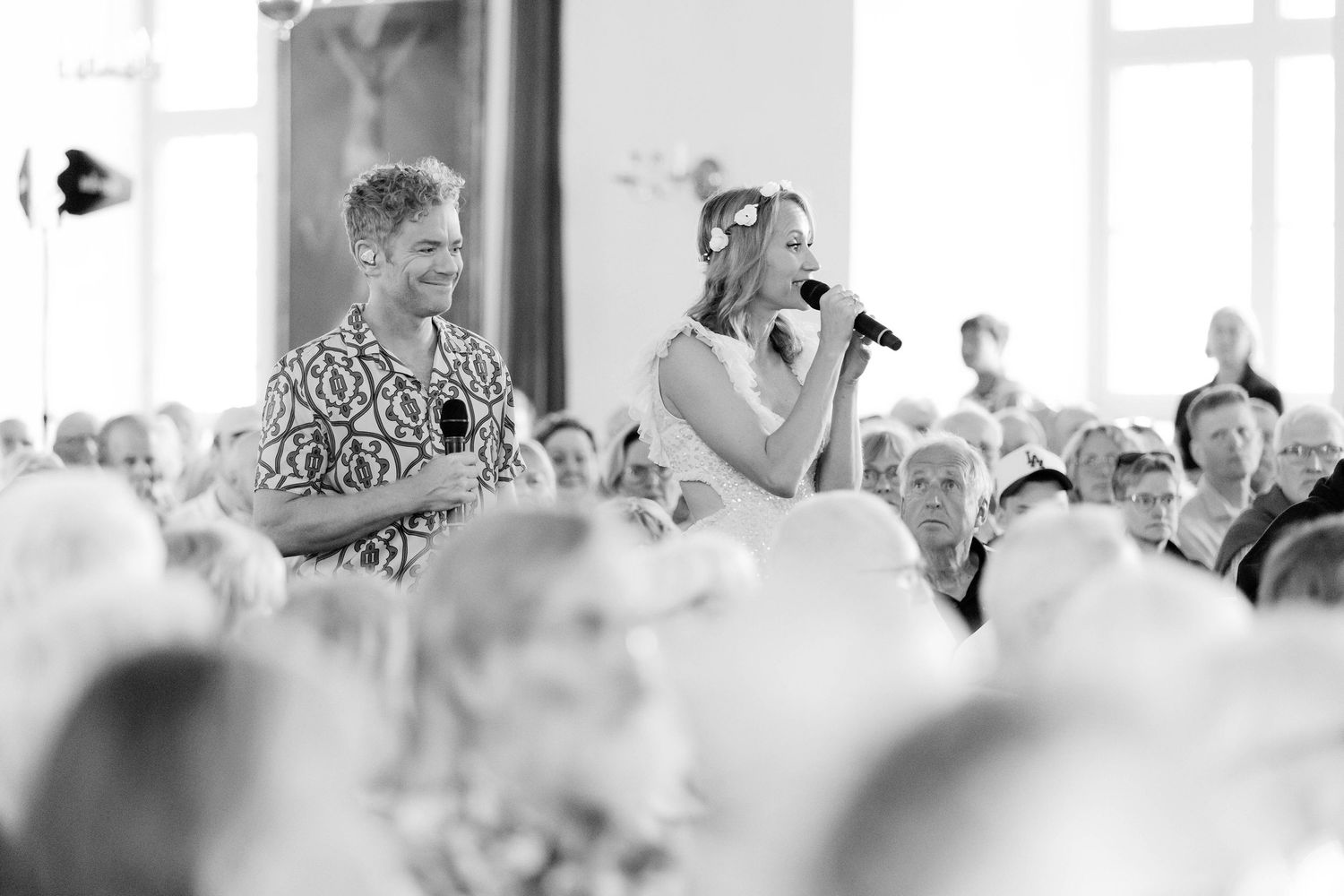 Sommarkonsert med Peter Johansson och Matilda Grün 2025. Kusiner och familj. Fotograf Rebecca Nordin.