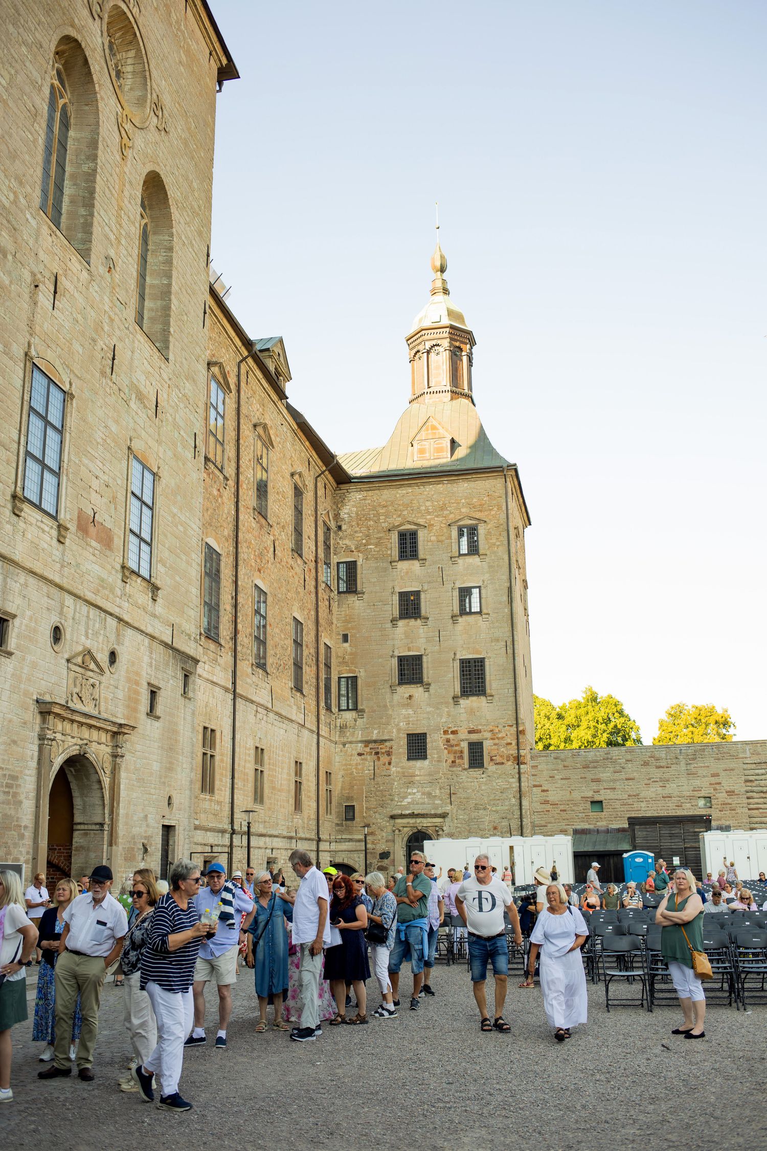 Musikalkväll med Peter Johansson och Emmi Christensson i Vadstena slott. sångkollektivet. Fotograf Rebecca Nordin.
