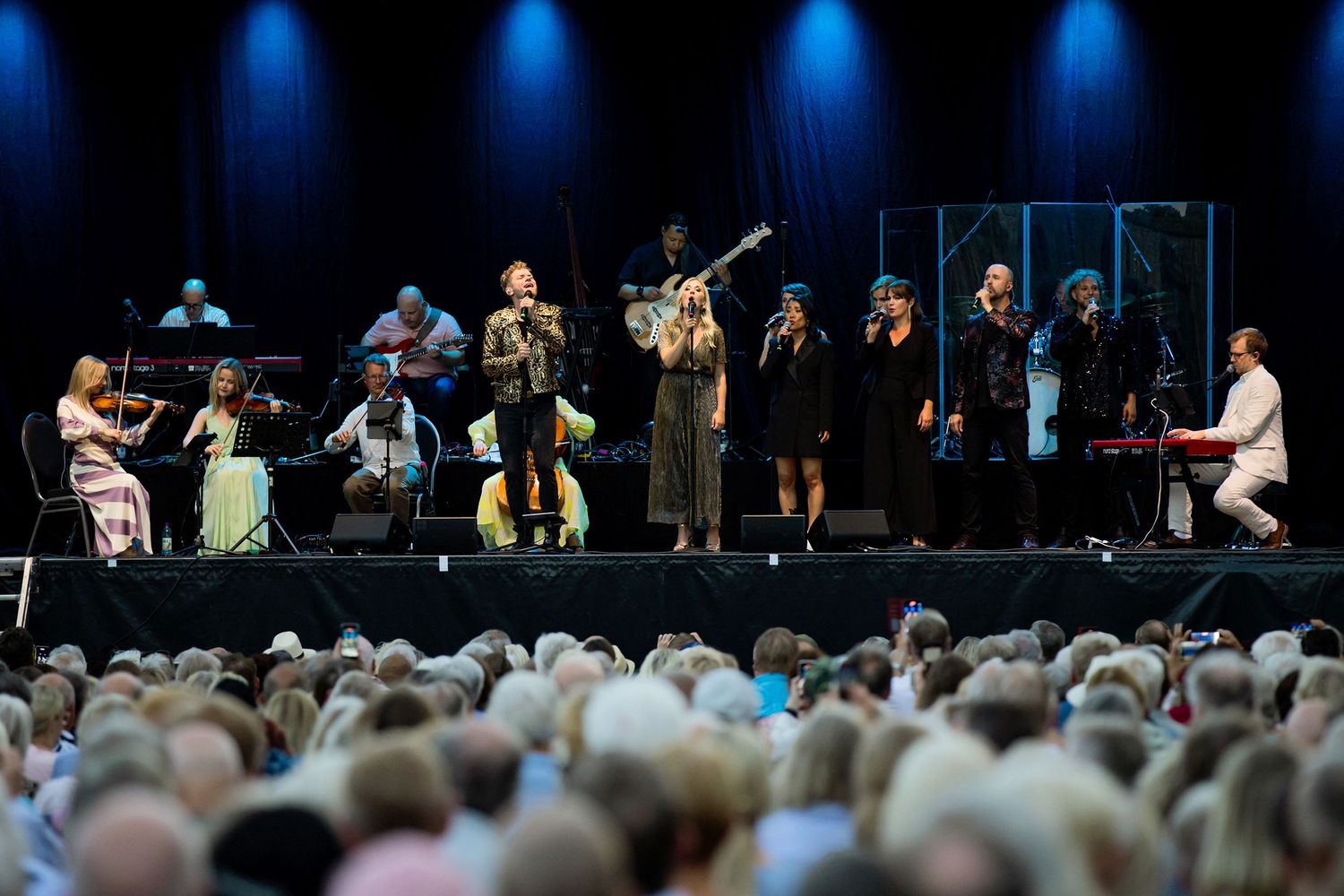 Musikalkväll med Peter Johansson och Emmi Christensson i Vadstena slott. sångkollektivet. Fotograf Rebecca Nordin.