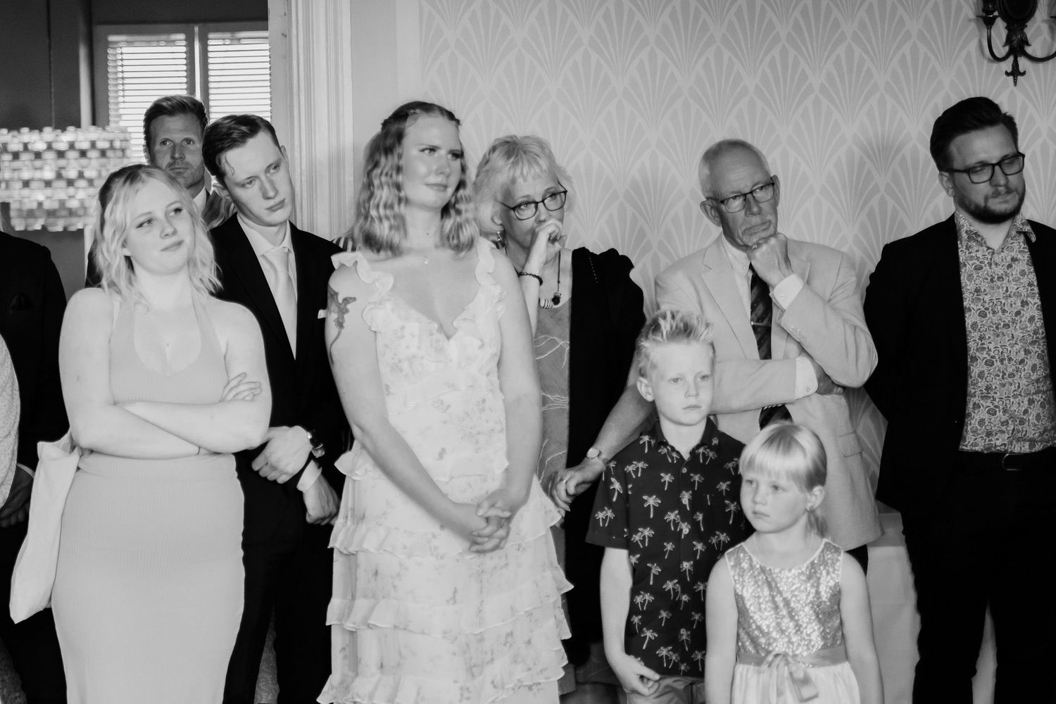 Bröllop Lydia och Foad på Elite Stadshotellet i Karlstad. Fotograf Rebecca Nordin. Bröllopsfotografering på Färjestad, Karlstad.
