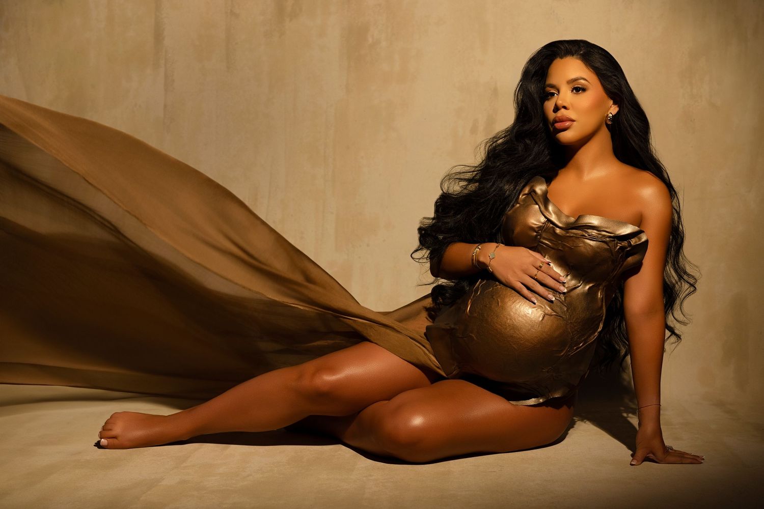 A photo of a pregnant woman