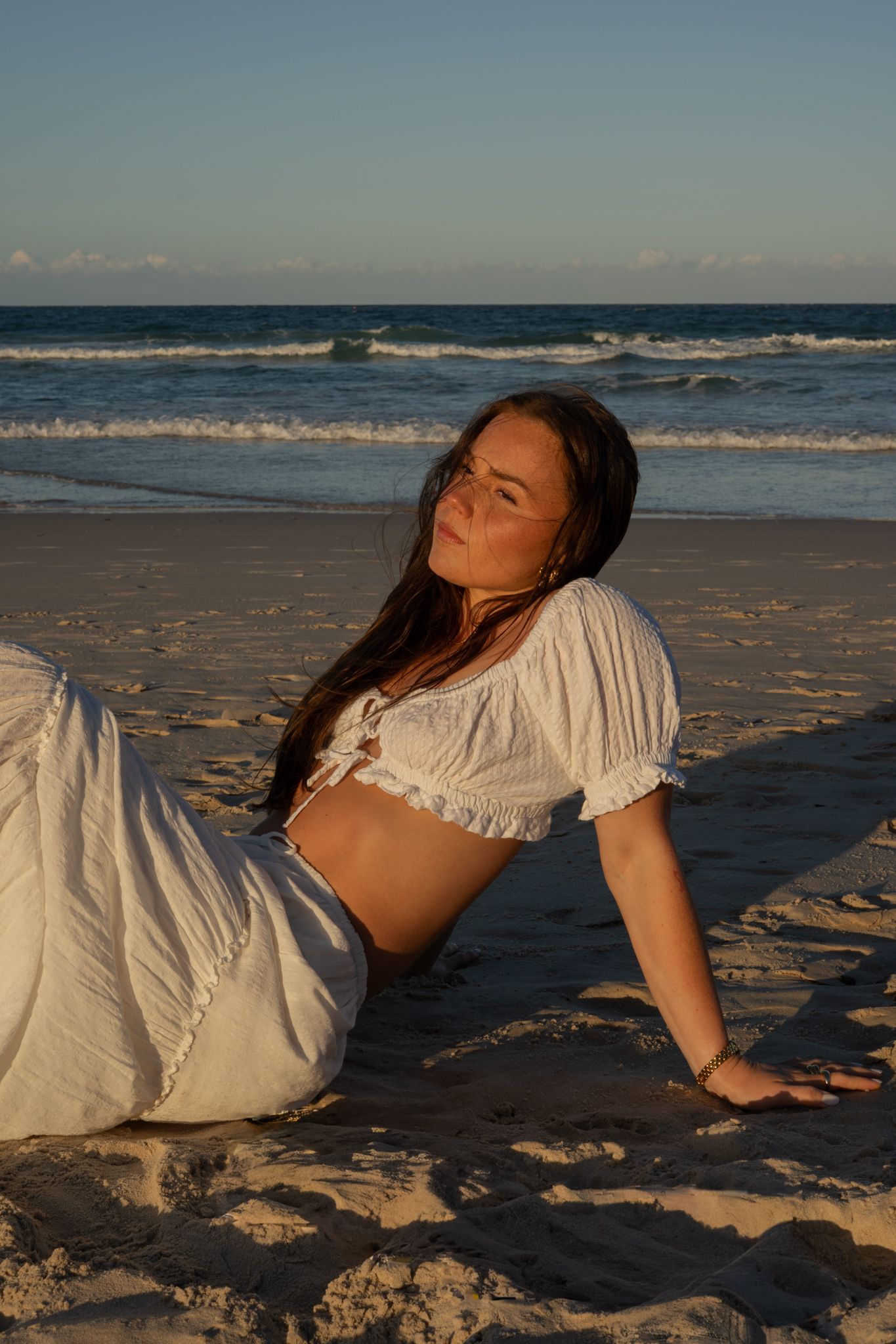 Solo portrait natural, golden sunset with gorgeous lighting - Photos by Bailey Rose Gold Coast