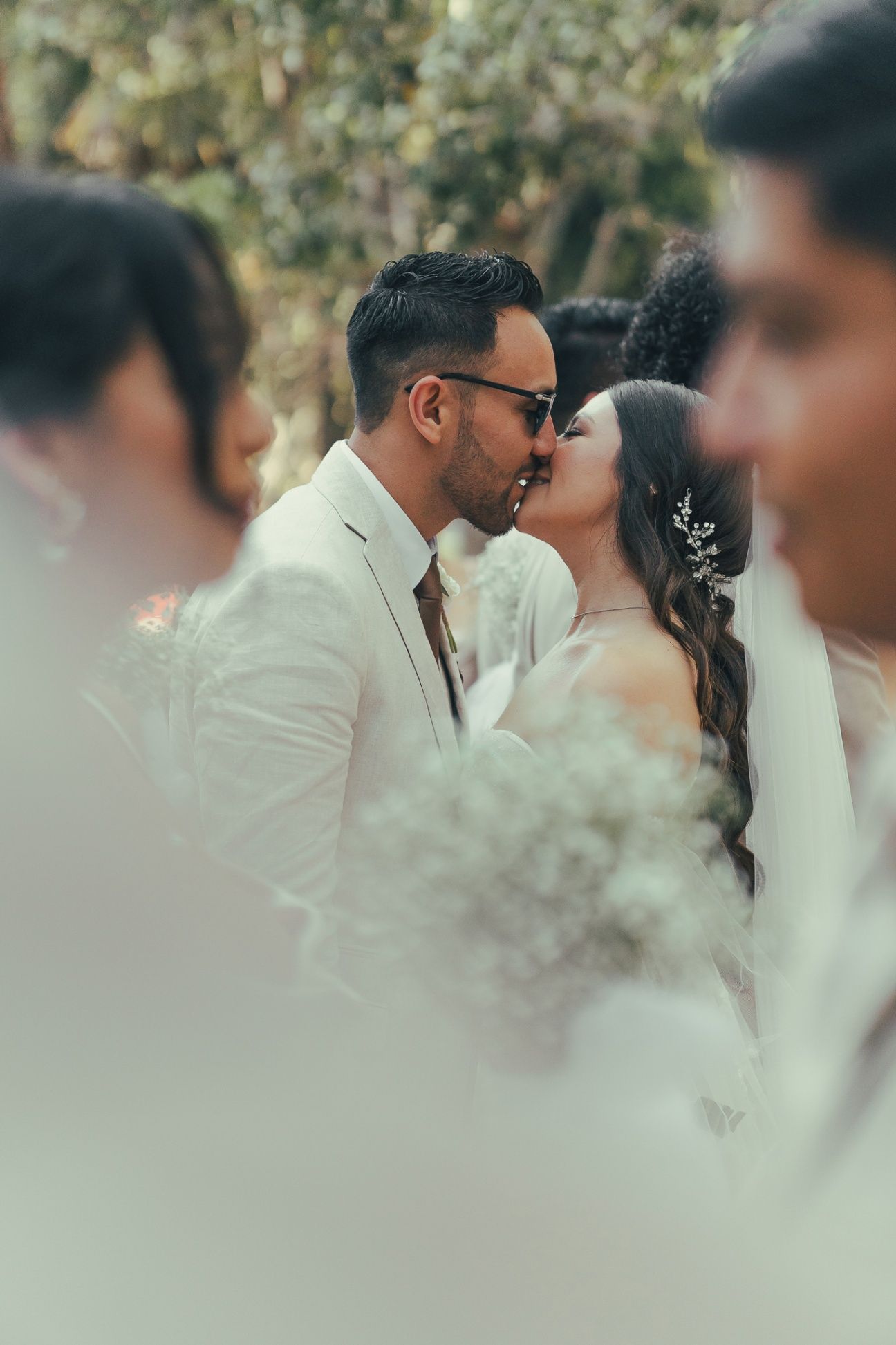 Sesión de novios en parque en una boda en Tijuana