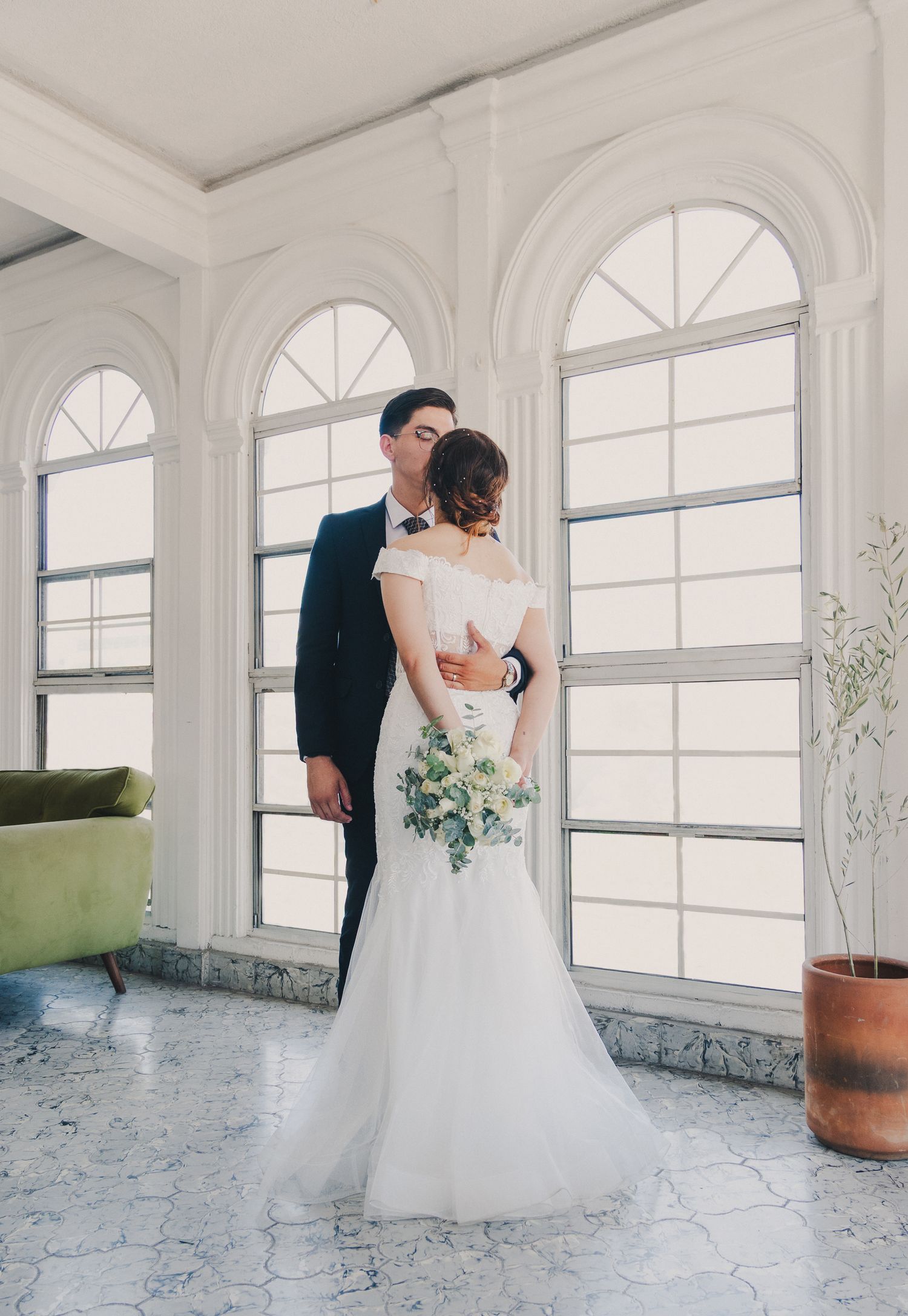Fotografía de boda estilo documental de recién casados.