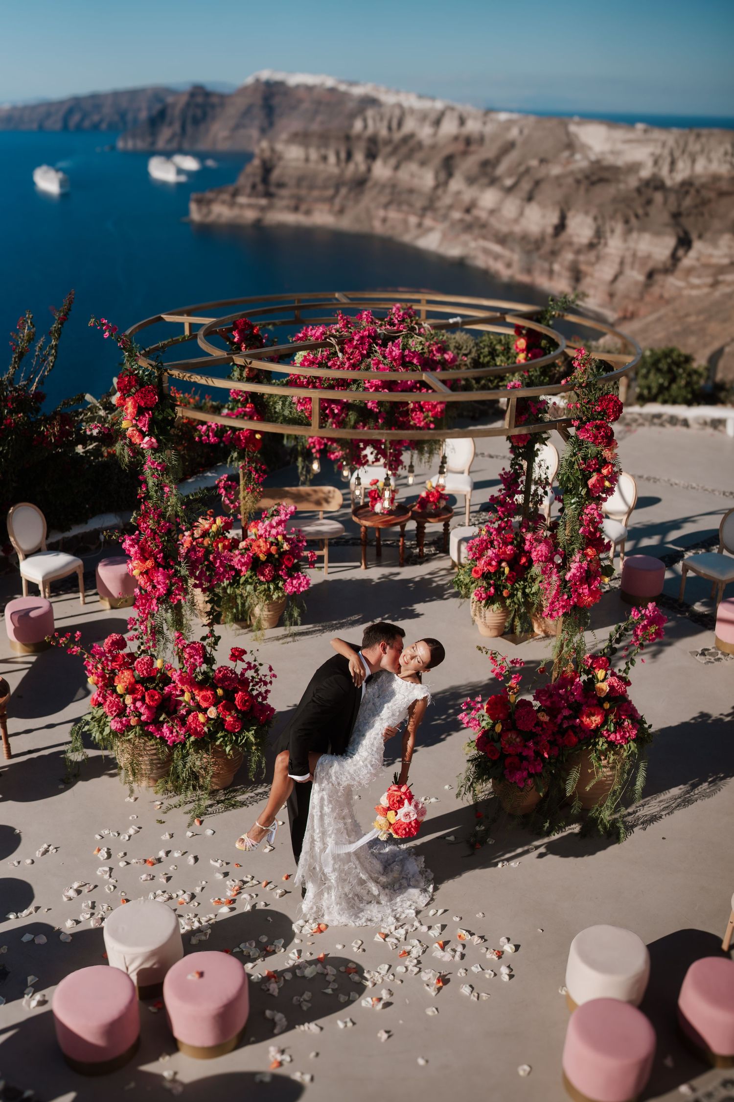 luxury santorini wedding photography caldera view bride groom golden hour santorini photographer

santorini proposal photoshoot romantic cou