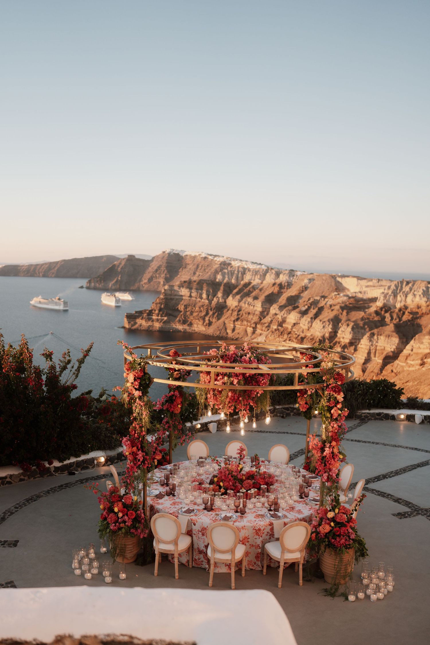 wedding-photographer-oia-santorini