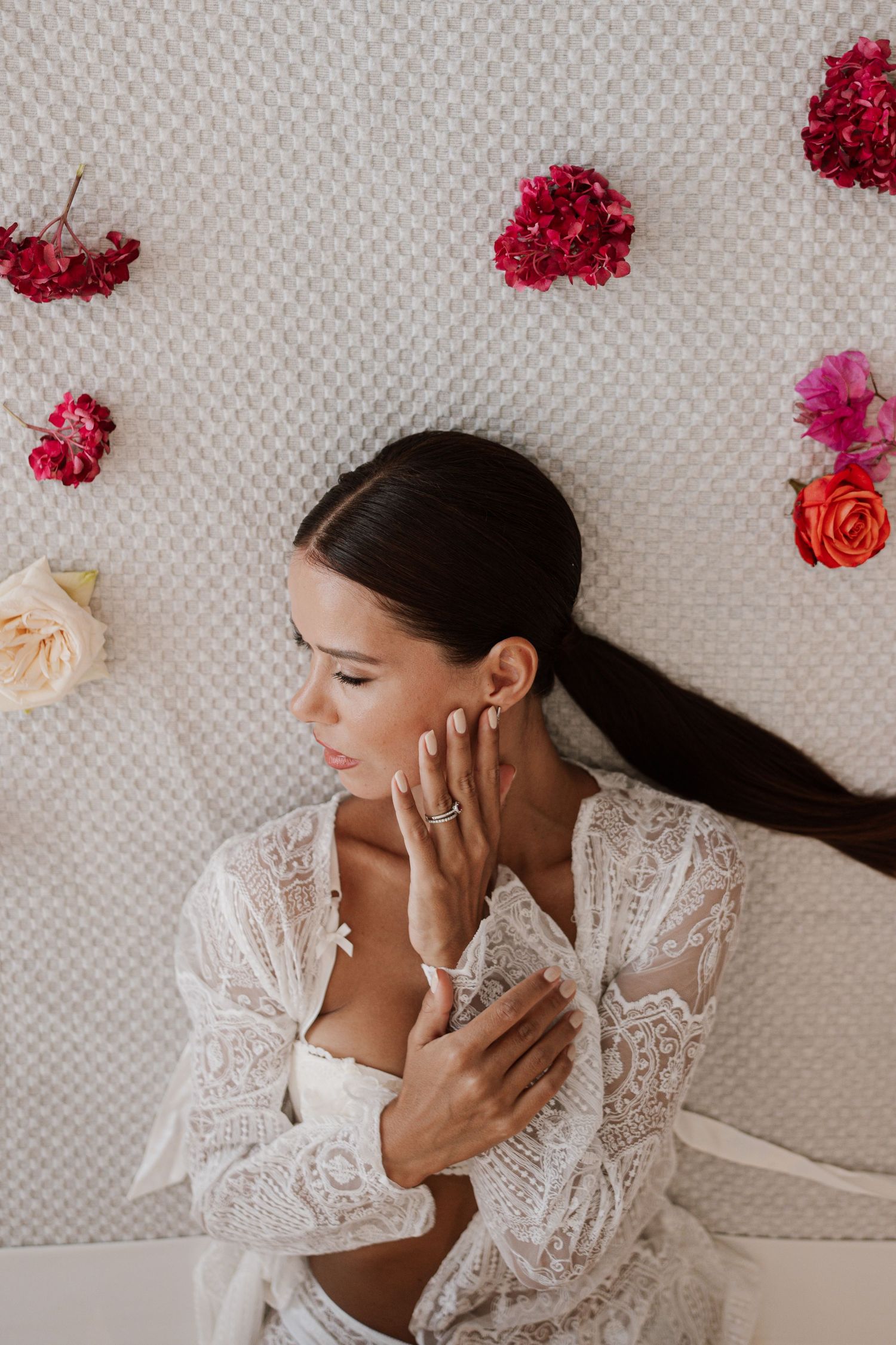 luxury santorini wedding photography caldera view bride groom sunset santorini photographer