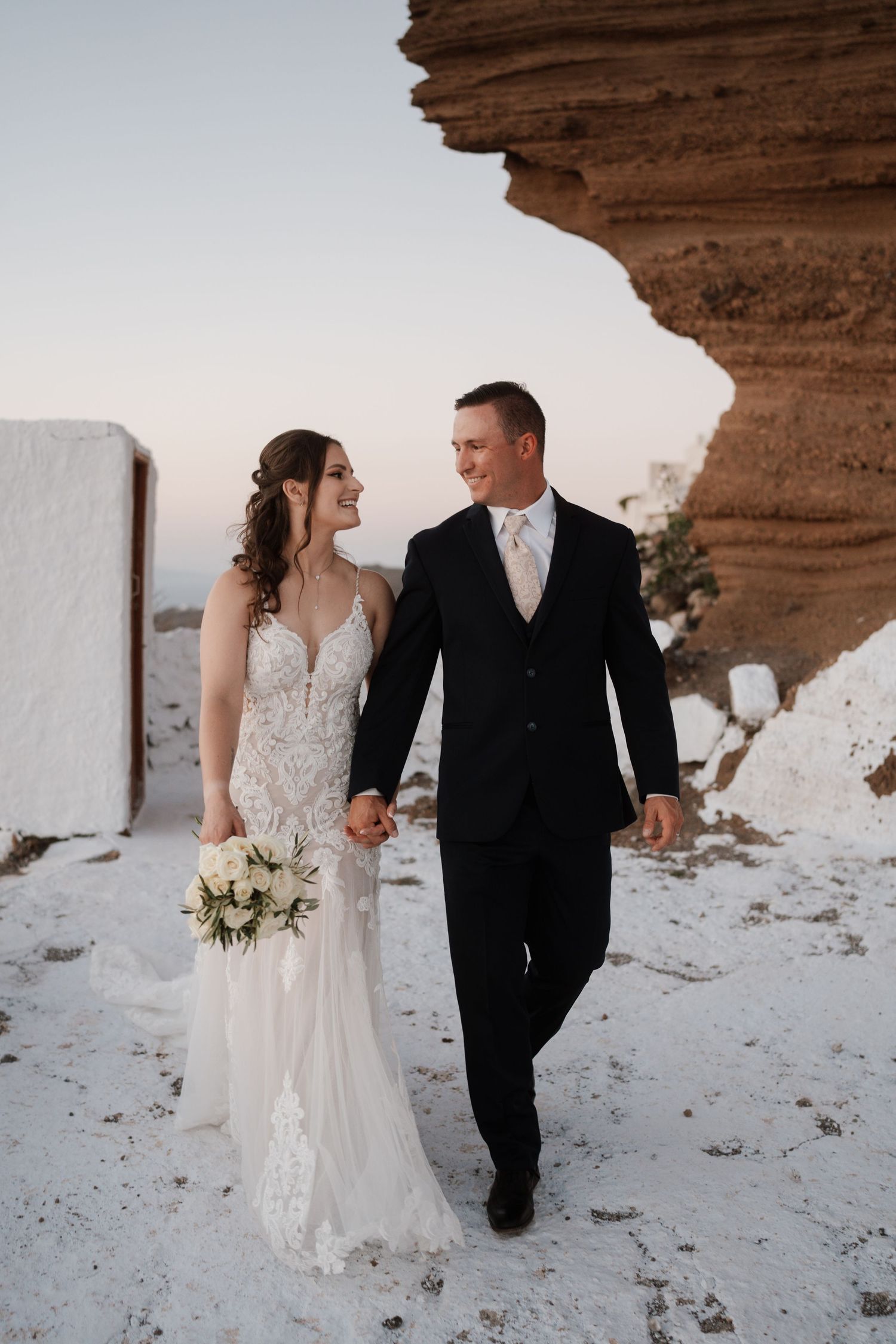 luxury santorini wedding photography caldera view bride groom sunset santorini photographer