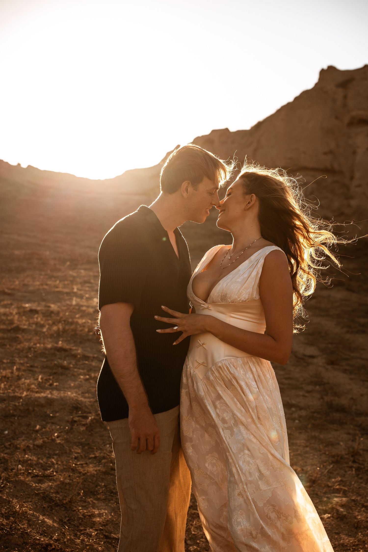 santorini engagement photoshoot cinematic couple photography oia santorini photographer luxury session