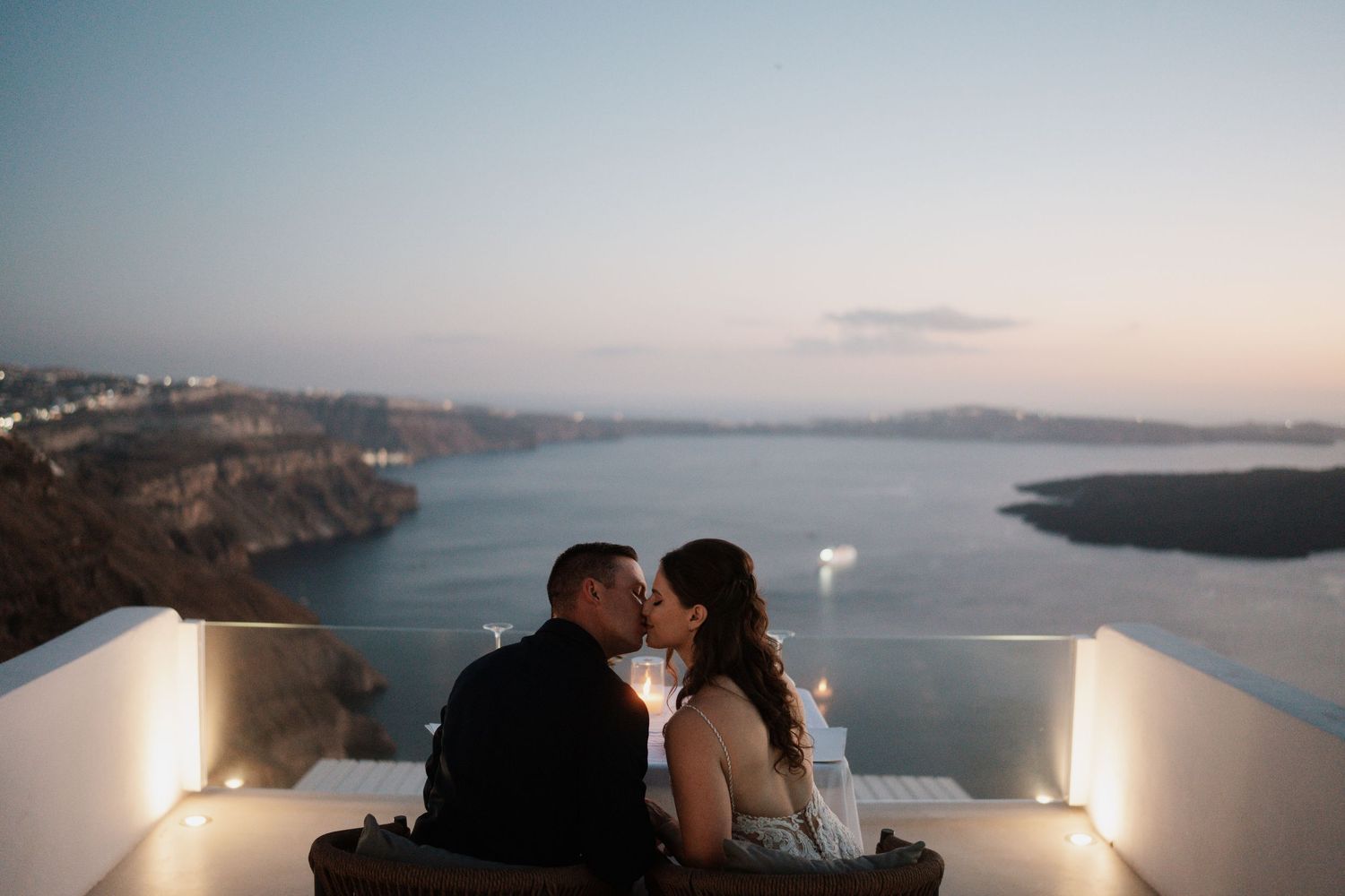 luxury santorini wedding photography caldera view bride groom sunset santorini photographer