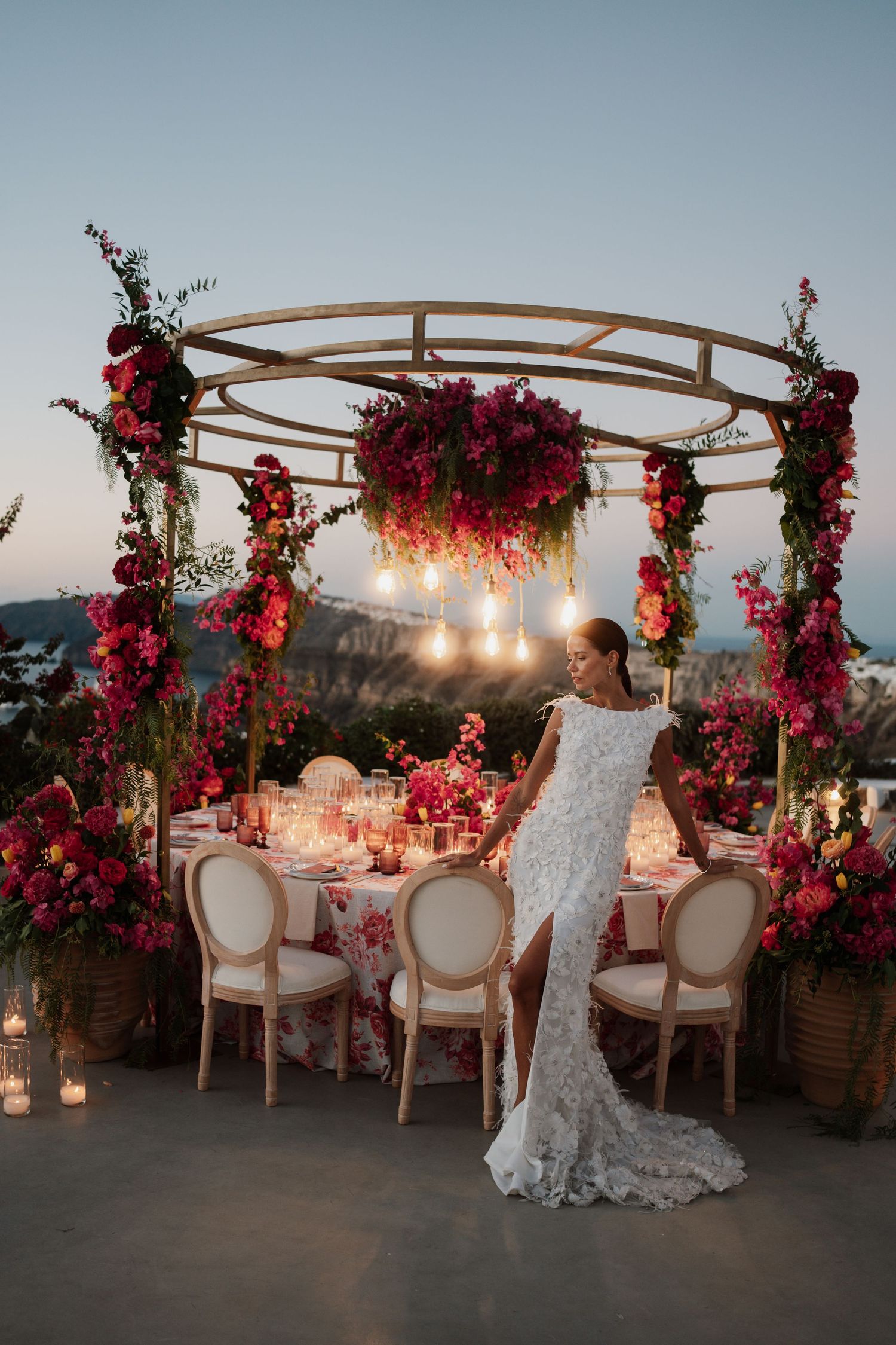 luxury santorini wedding photography caldera view bride groom golden hour santorini photographer

santorini proposal photoshoot romantic cou