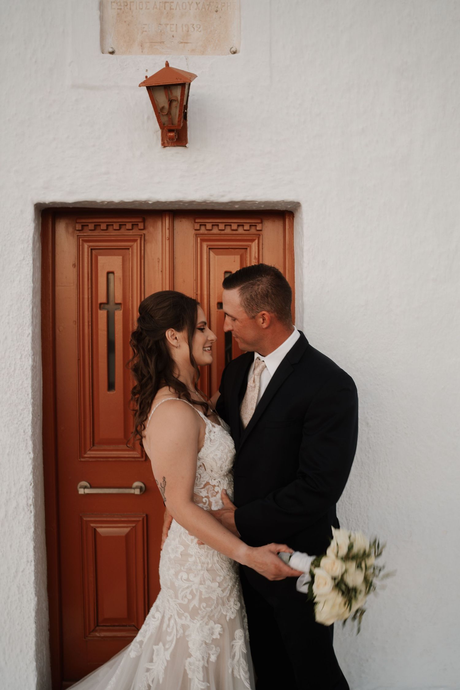 luxury santorini wedding photography caldera view bride groom sunset santorini photographer