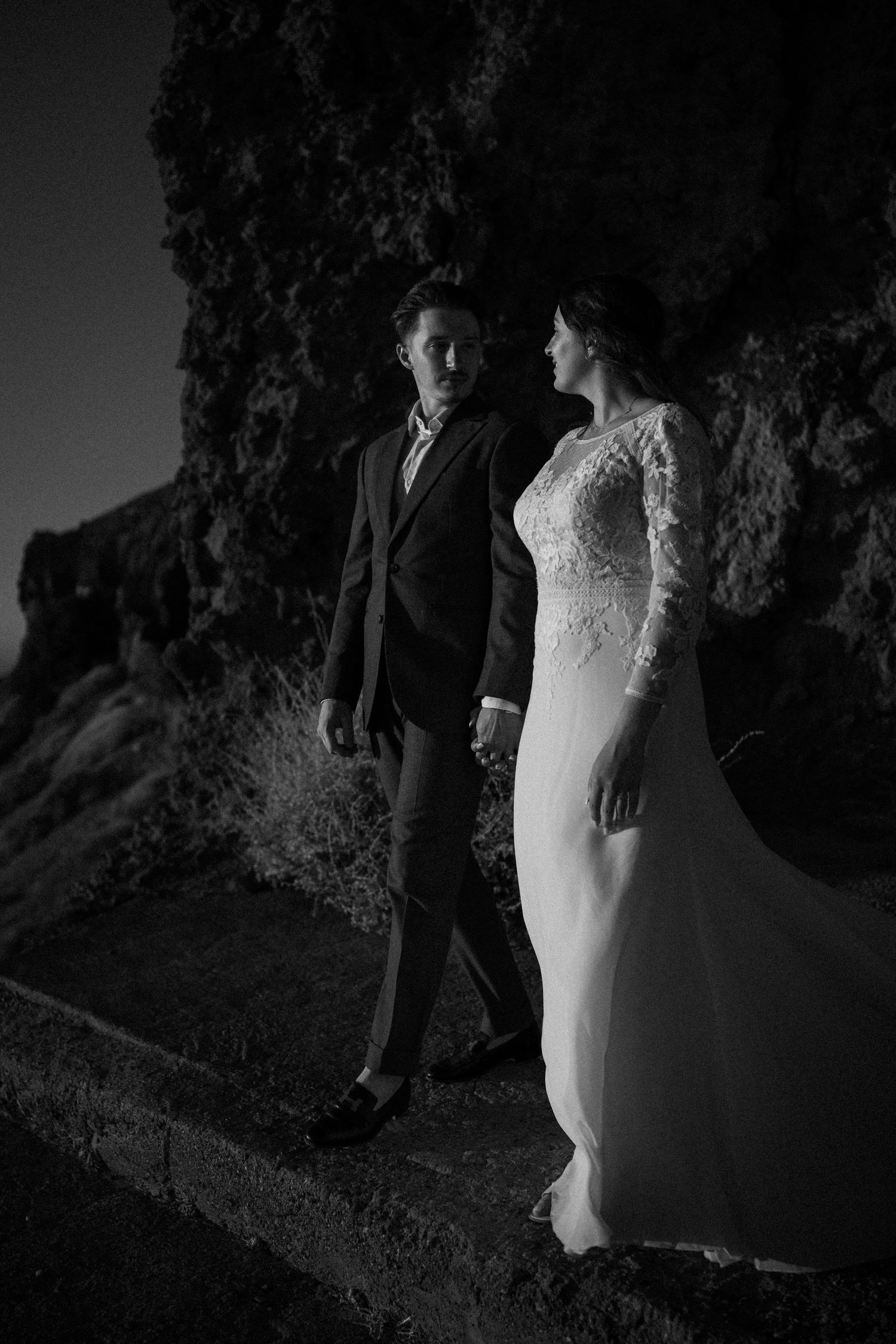 wedding-photographer-oia-santorini