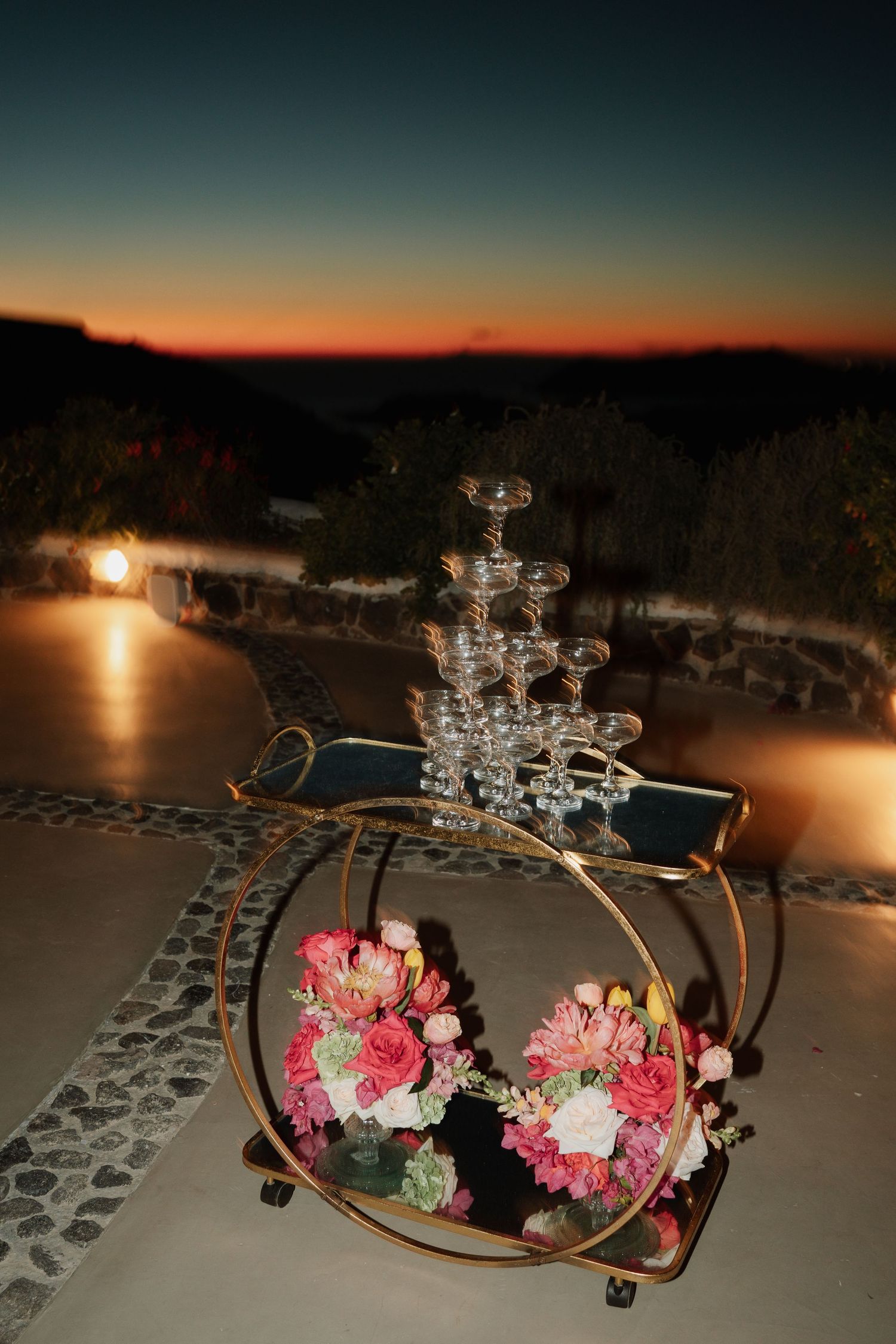 luxury santorini wedding photography caldera view bride groom golden hour santorini photographer

santorini proposal photoshoot romantic cou