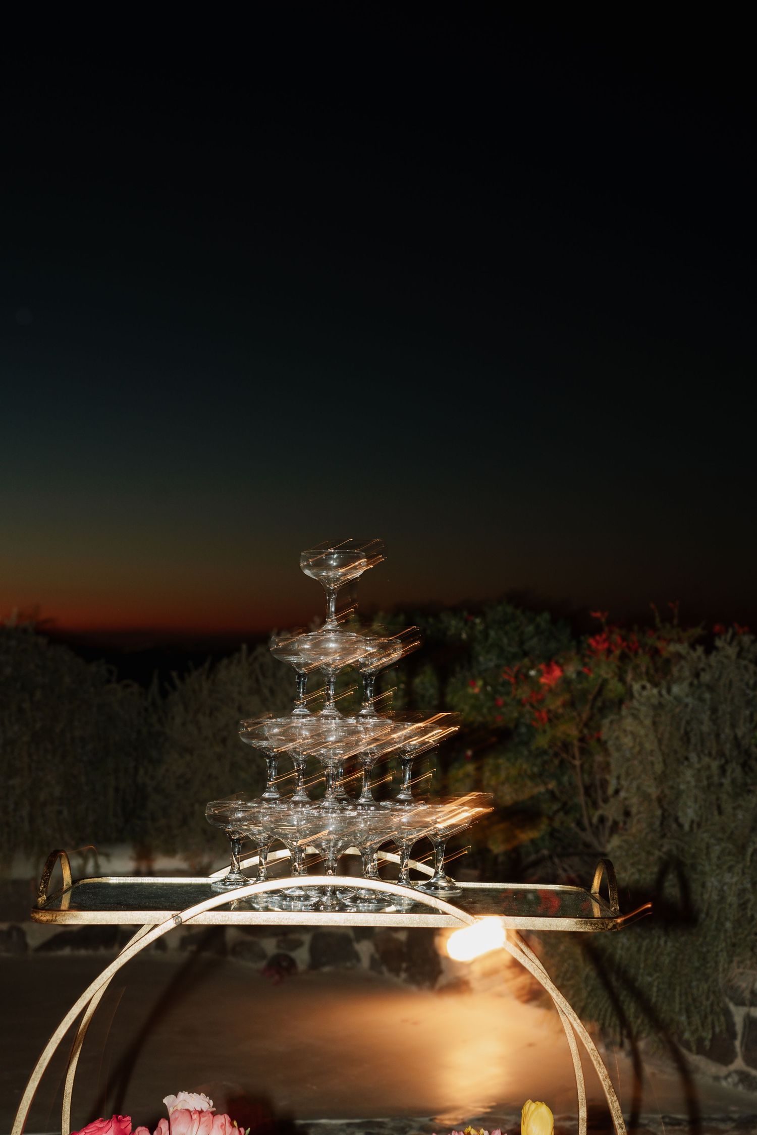 luxury santorini wedding photography caldera view bride groom golden hour santorini photographer

santorini proposal photoshoot romantic cou