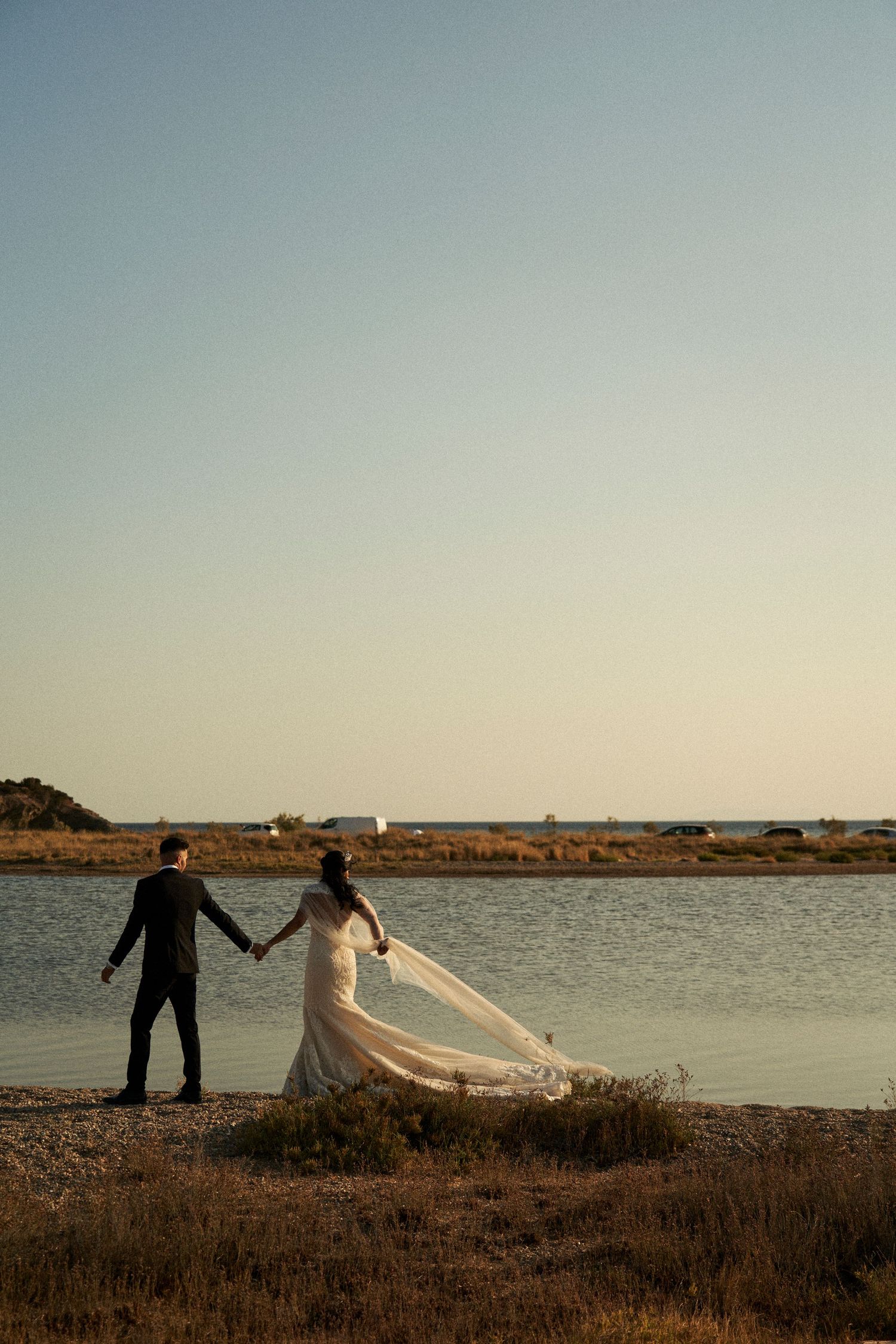 professional-couple-photographer-santorini