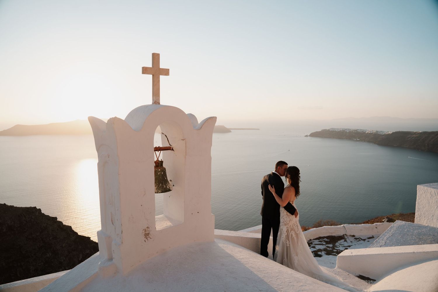 luxury santorini wedding photography caldera view bride groom sunset santorini photographer