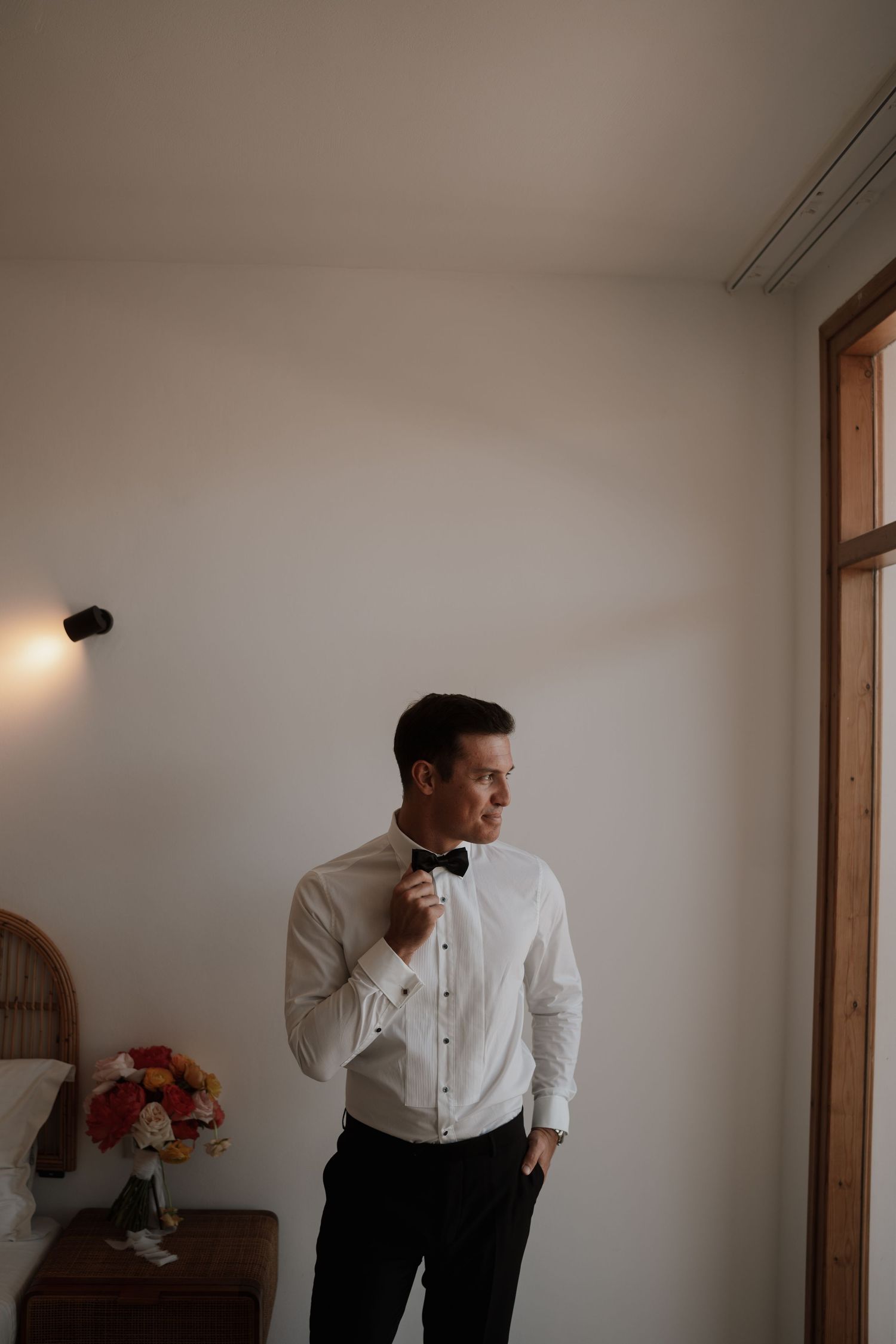 wedding-photographer-oia-santorini