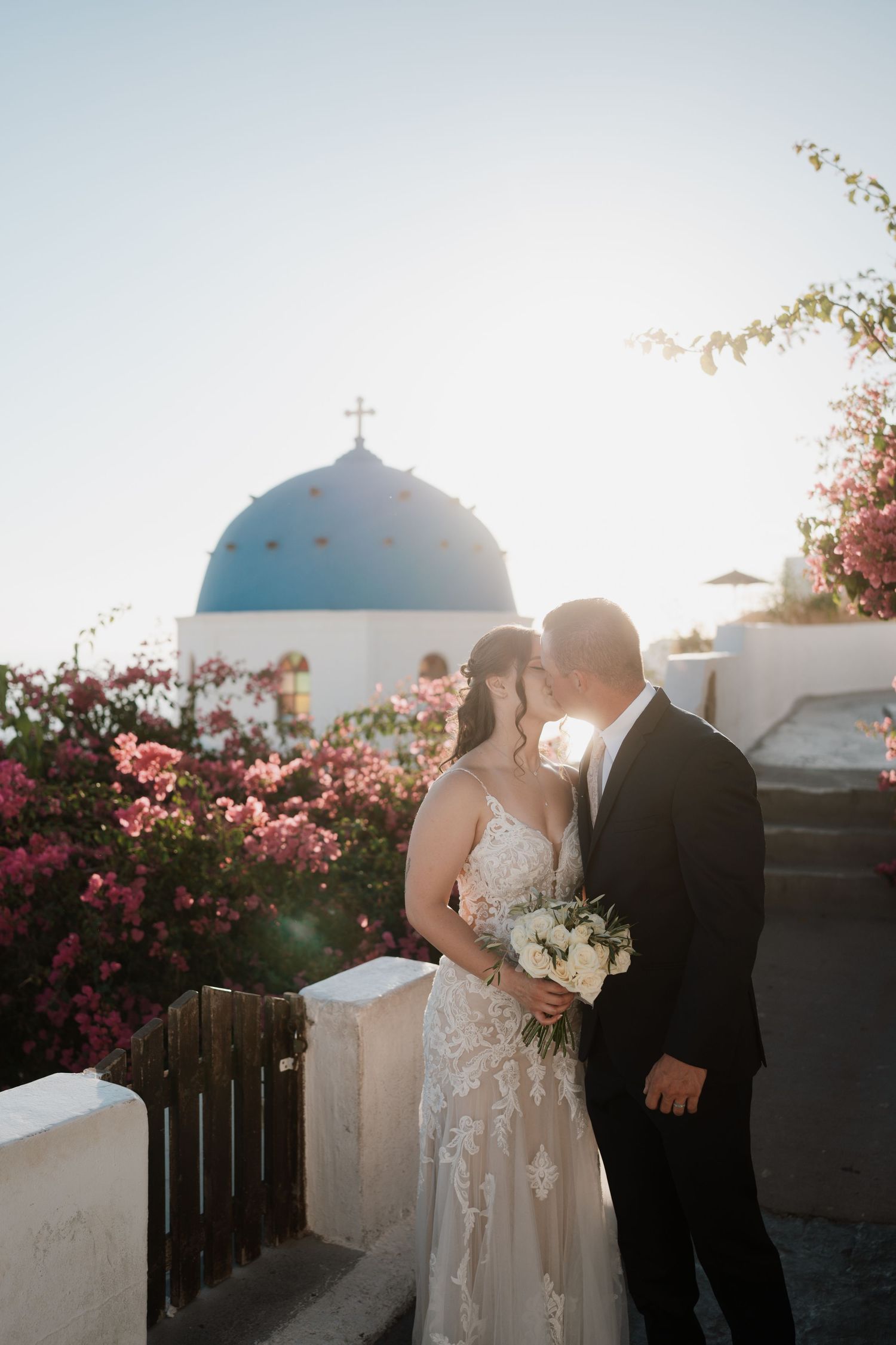 wedding-photographer-oia-santorini
