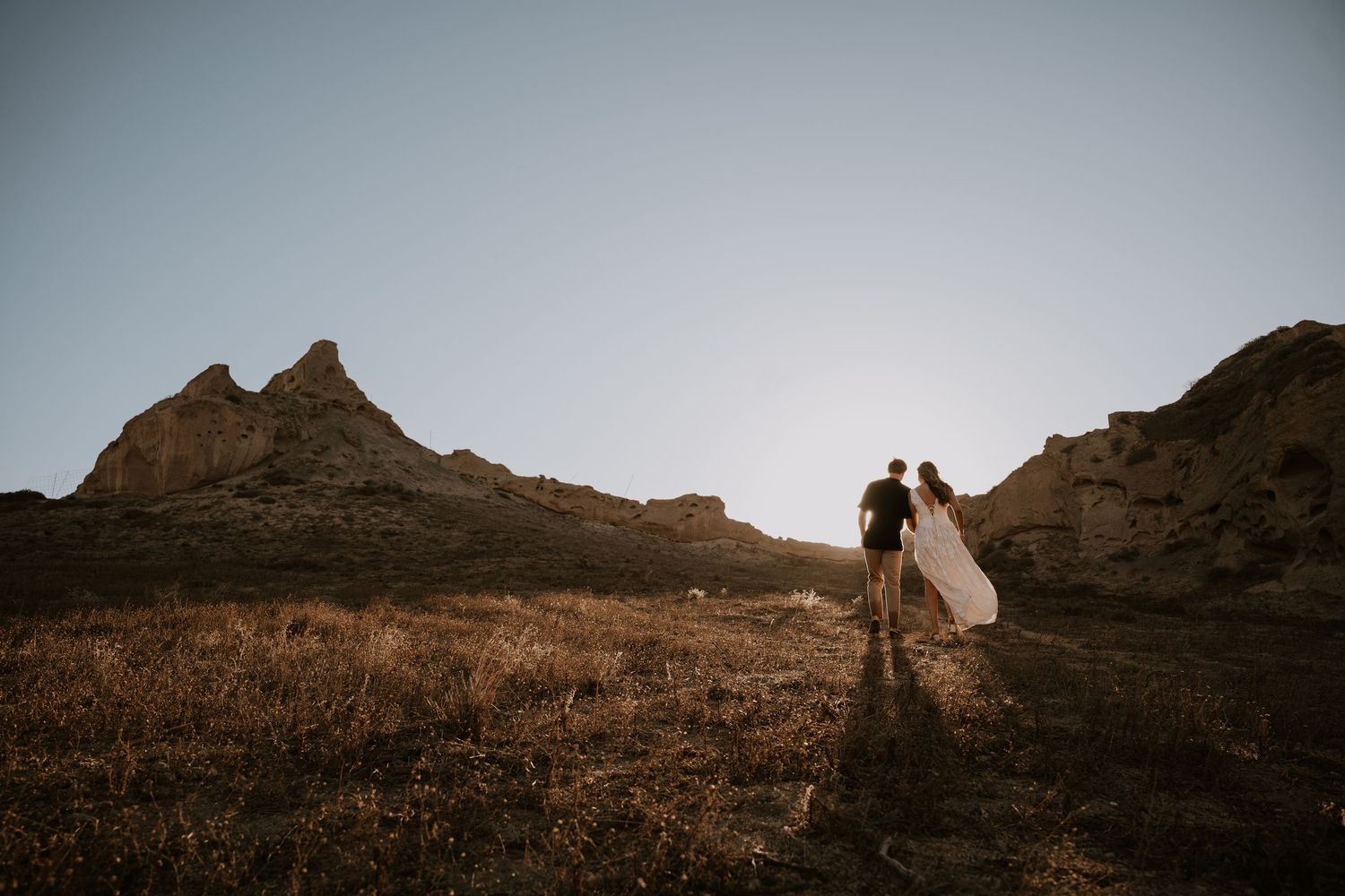 santorini engagement photoshoot cinematic couple photography oia santorini photographer luxury session