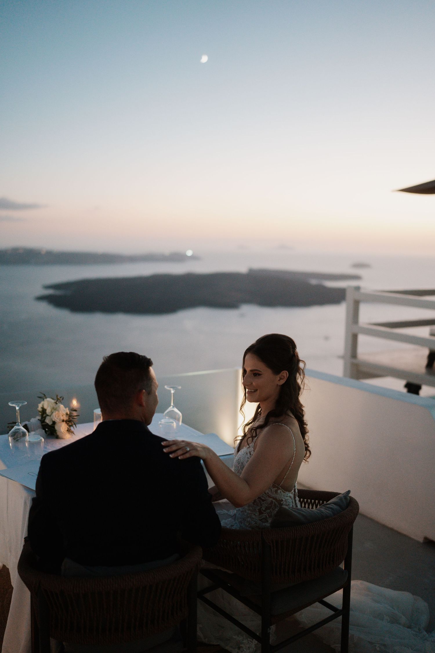 luxury santorini wedding photography caldera view bride groom sunset santorini photographer