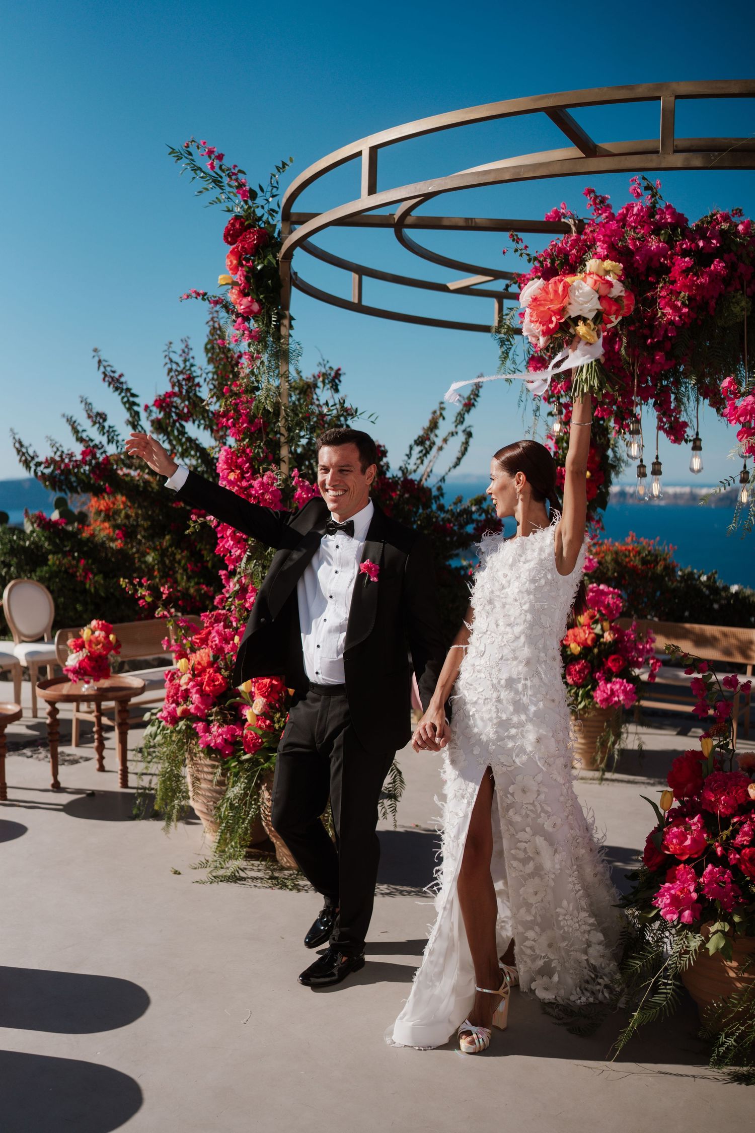 santorini wedding photographer golden hour couple ceremony luxury destination wedding greece

romantic santorini wedding photoshoot caldera