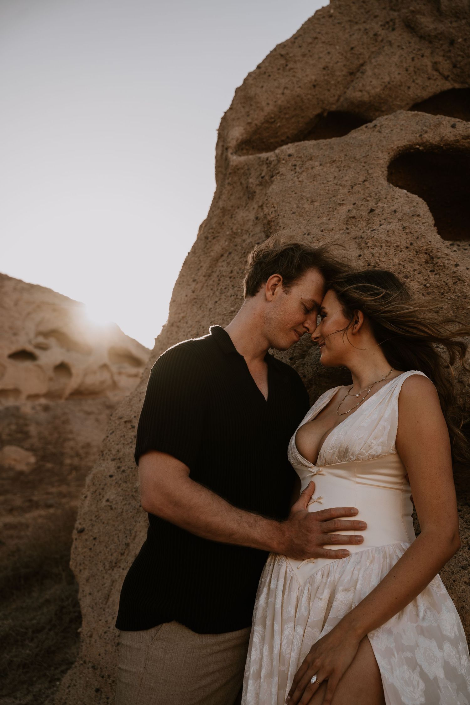 santorini engagement photoshoot cinematic couple photography oia santorini photographer luxury session