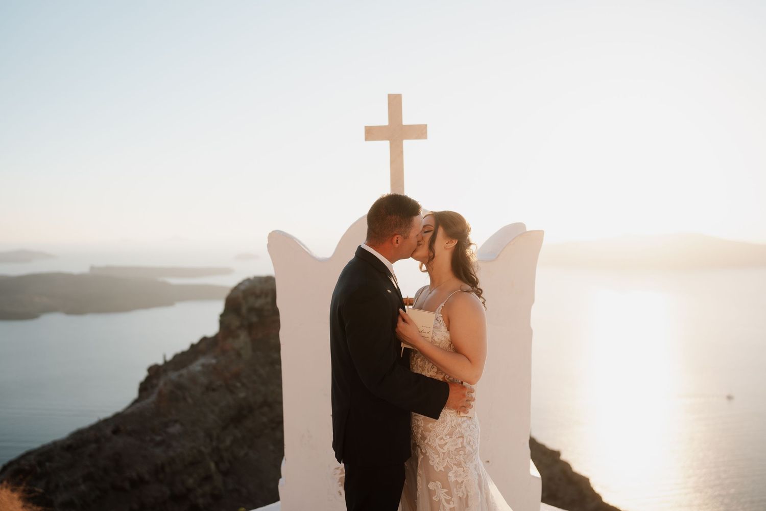 luxury santorini wedding photography caldera view bride groom sunset santorini photographer