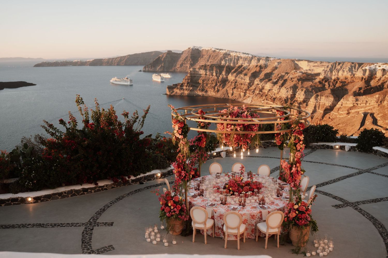 wedding-photographer-oia-santorini