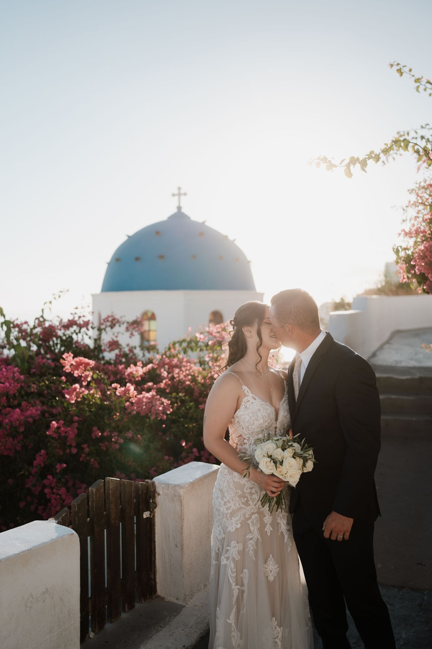wedding-photographer-oia-santorini