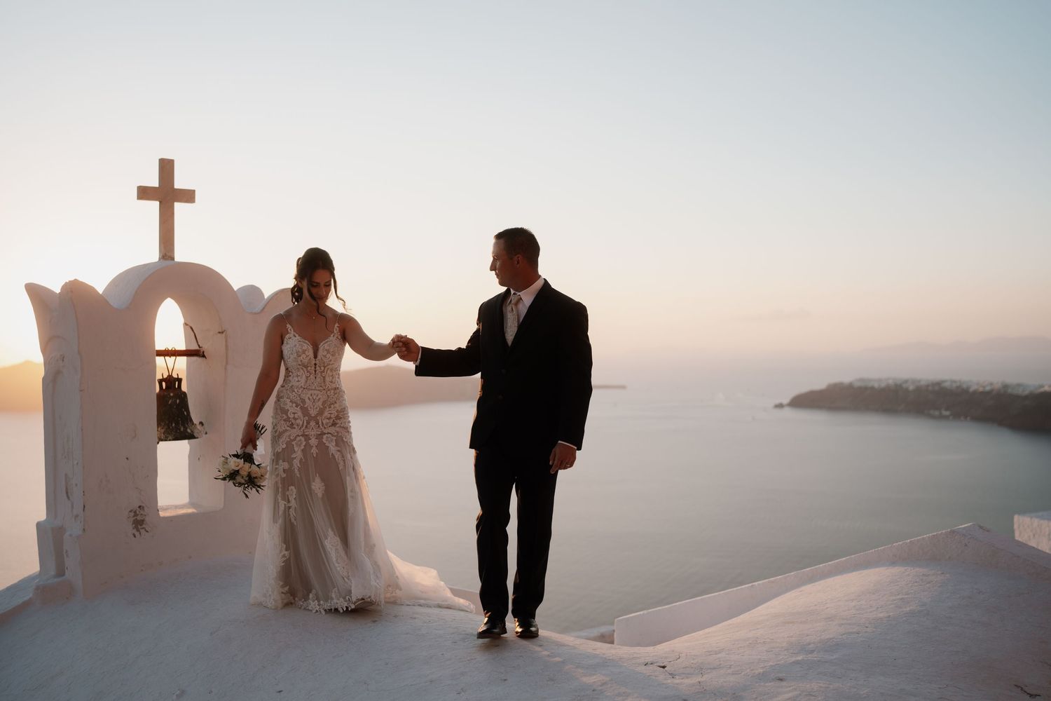 luxury santorini wedding photography caldera view bride groom sunset santorini photographer