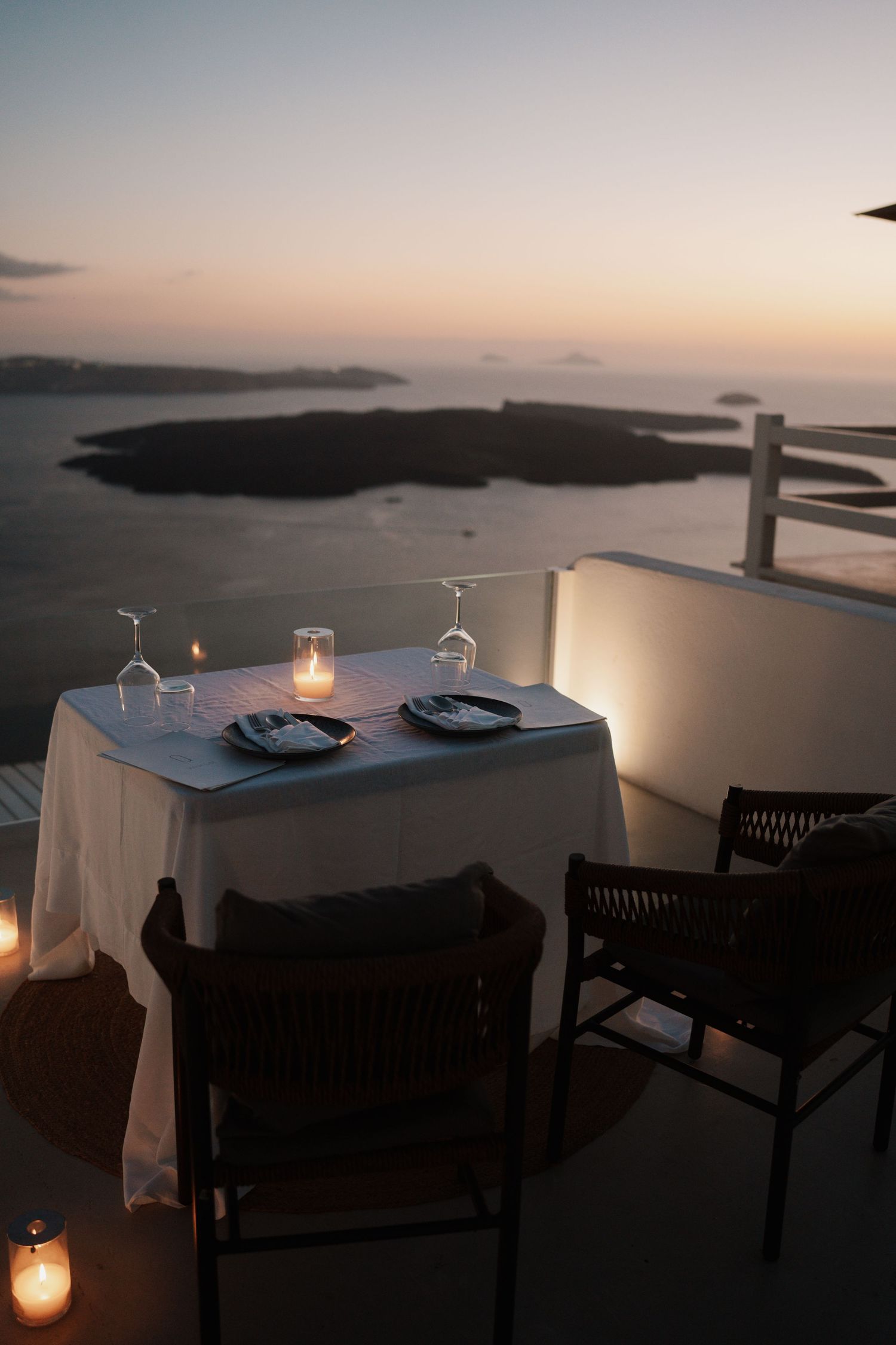 luxury santorini wedding photography caldera view bride groom sunset santorini photographer