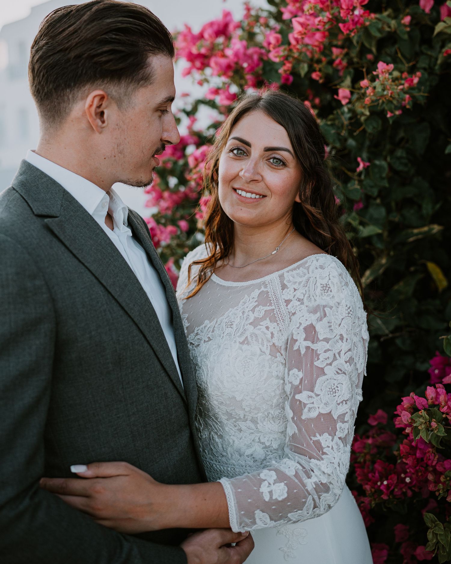 wedding-photographer-oia-santorini