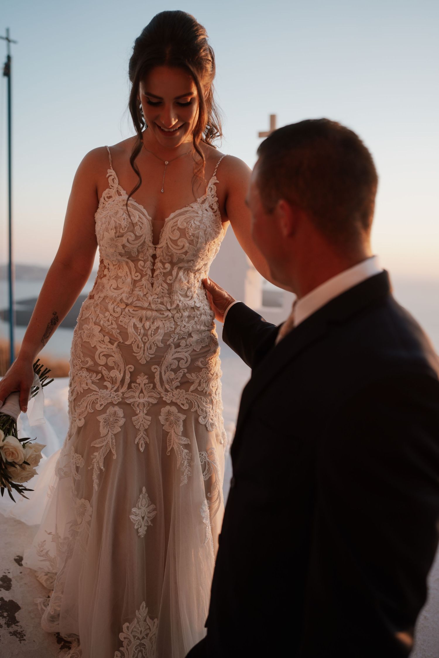 luxury santorini wedding photography caldera view bride groom sunset santorini photographer