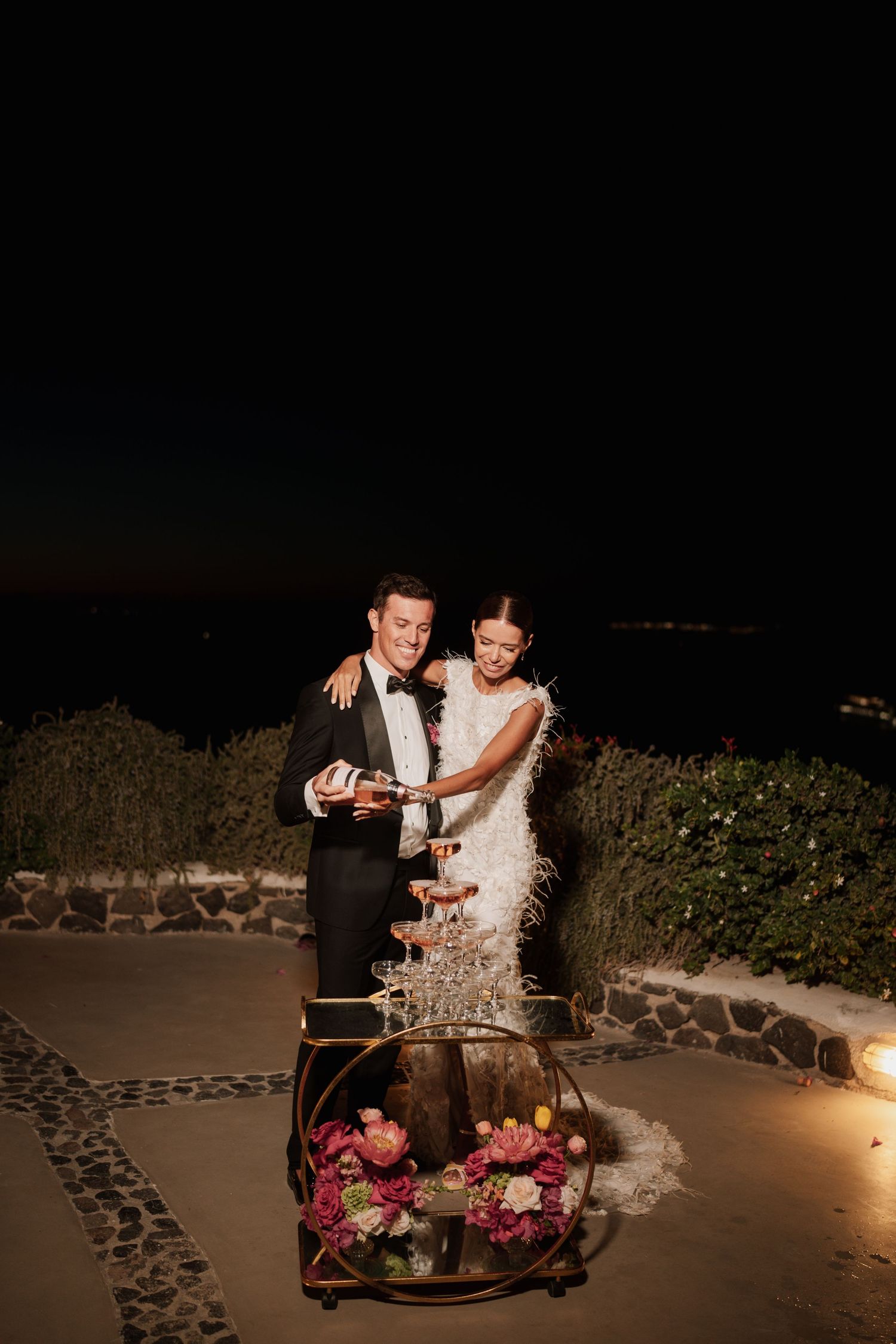 luxury santorini wedding photography caldera view bride groom golden hour santorini photographer

santorini proposal photoshoot romantic cou