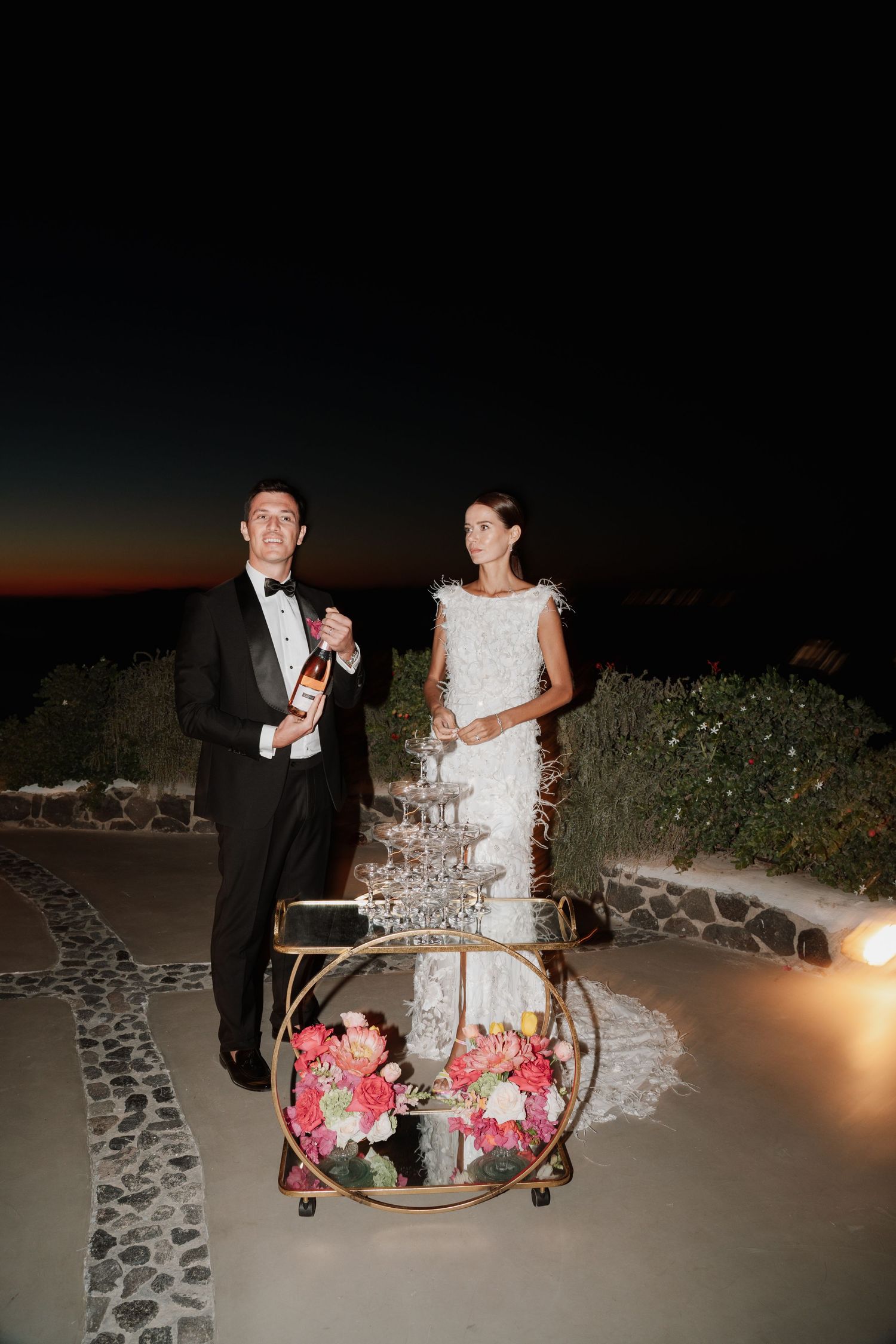 luxury santorini wedding photography caldera view bride groom golden hour santorini photographer

santorini proposal photoshoot romantic cou