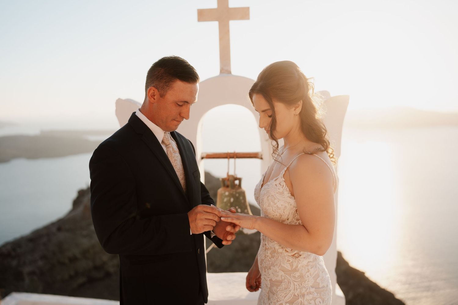 luxury santorini wedding photography caldera view bride groom sunset santorini photographer