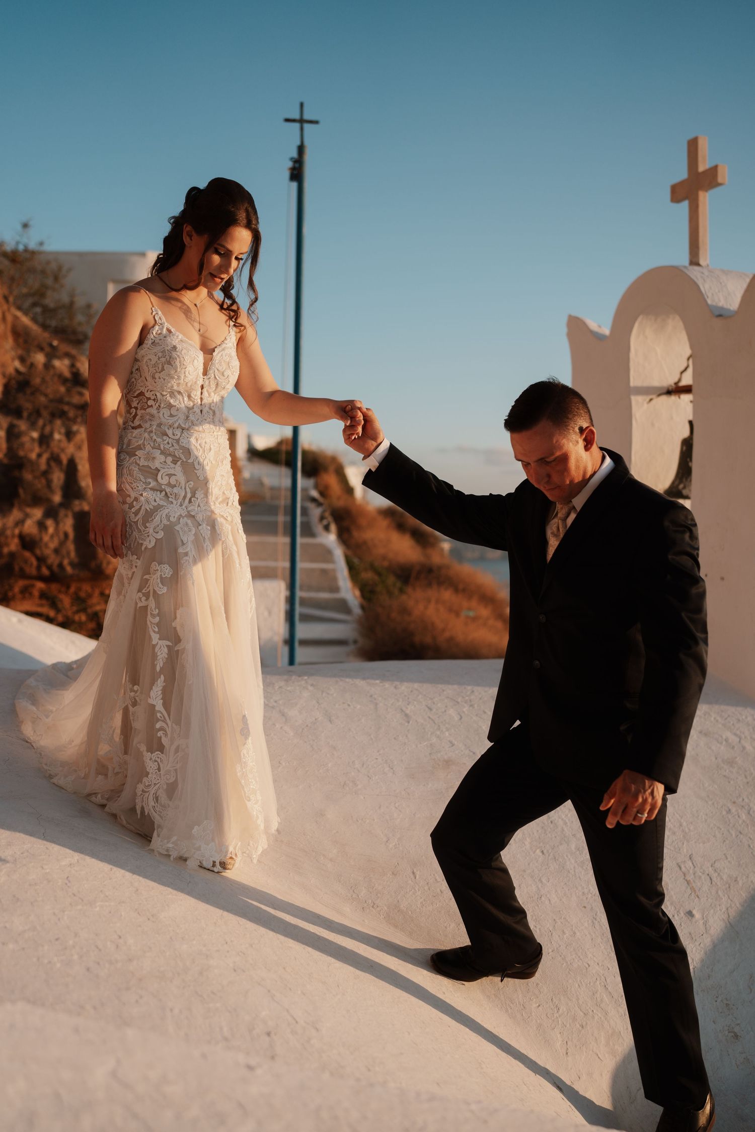 luxury santorini wedding photography caldera view bride groom sunset santorini photographer