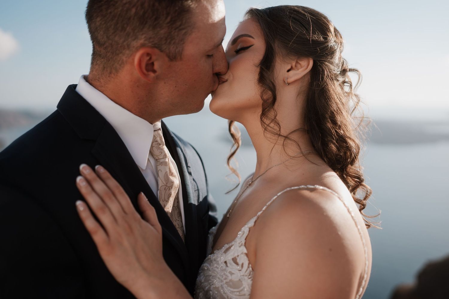 wedding-photographer-oia-santorini