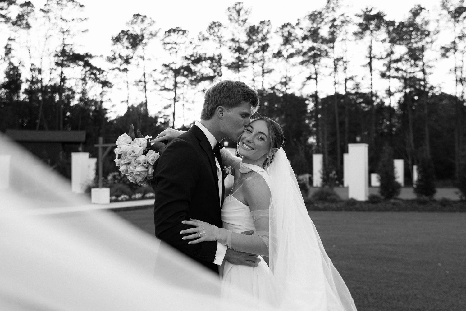 A Marion, SC wedding photographed in a documentary editorial style, blending candid storytelling with elevated portraiture. Wildberry Farm.