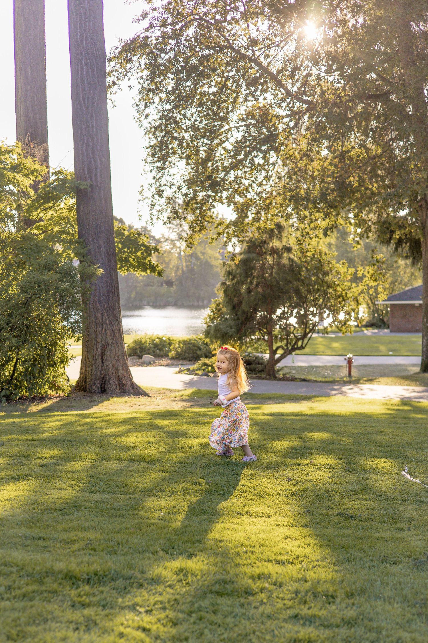 Jess DAgati Photographer Tacoma Gig Harbor Puyallup WA PNW family lifestyle newborn maternity photography Local Outdoor Beach Lake Forest